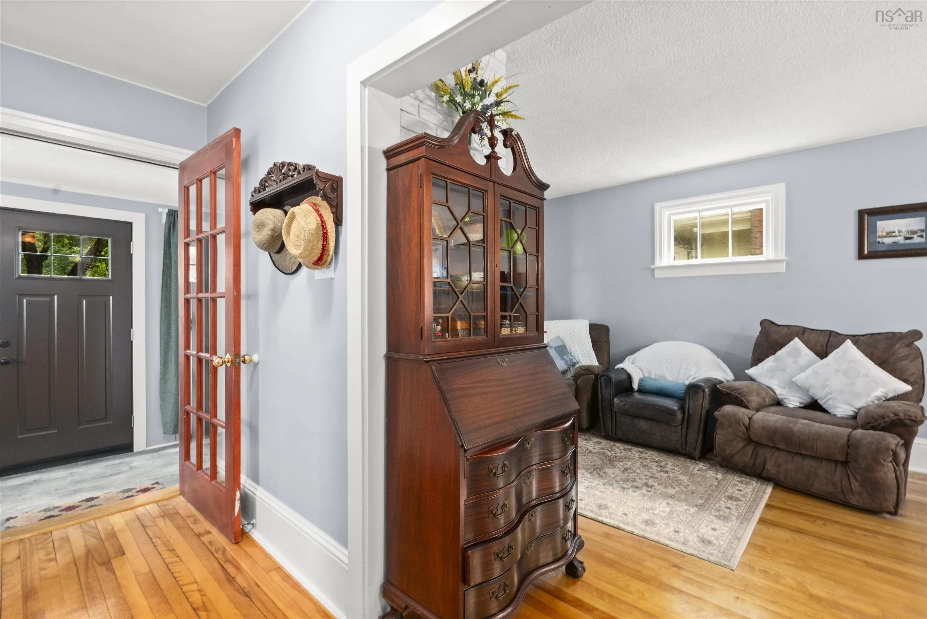 2512 Poplar Street, Halifax, NS B3L 2Y8, 3 Bedrooms Bedrooms, ,2 BathroomsBathrooms,Residential,For Sale,Poplar,202524279
