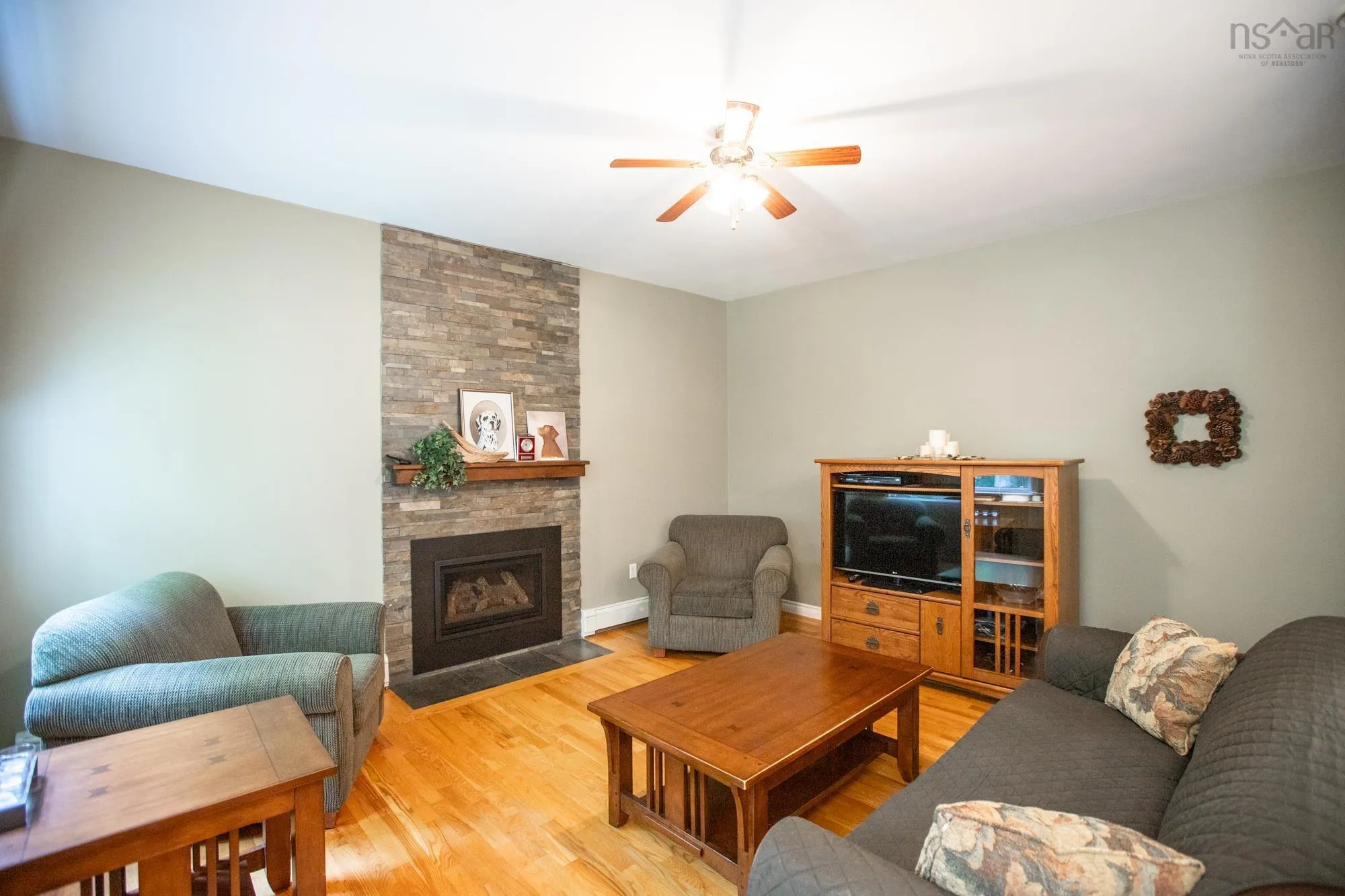 48 Laura Lee Lane, Lower Sackville, NS B4C 4E3, 4 Bedrooms Bedrooms, ,3 BathroomsBathrooms,Residential,For Sale,Laura Lee,202516717