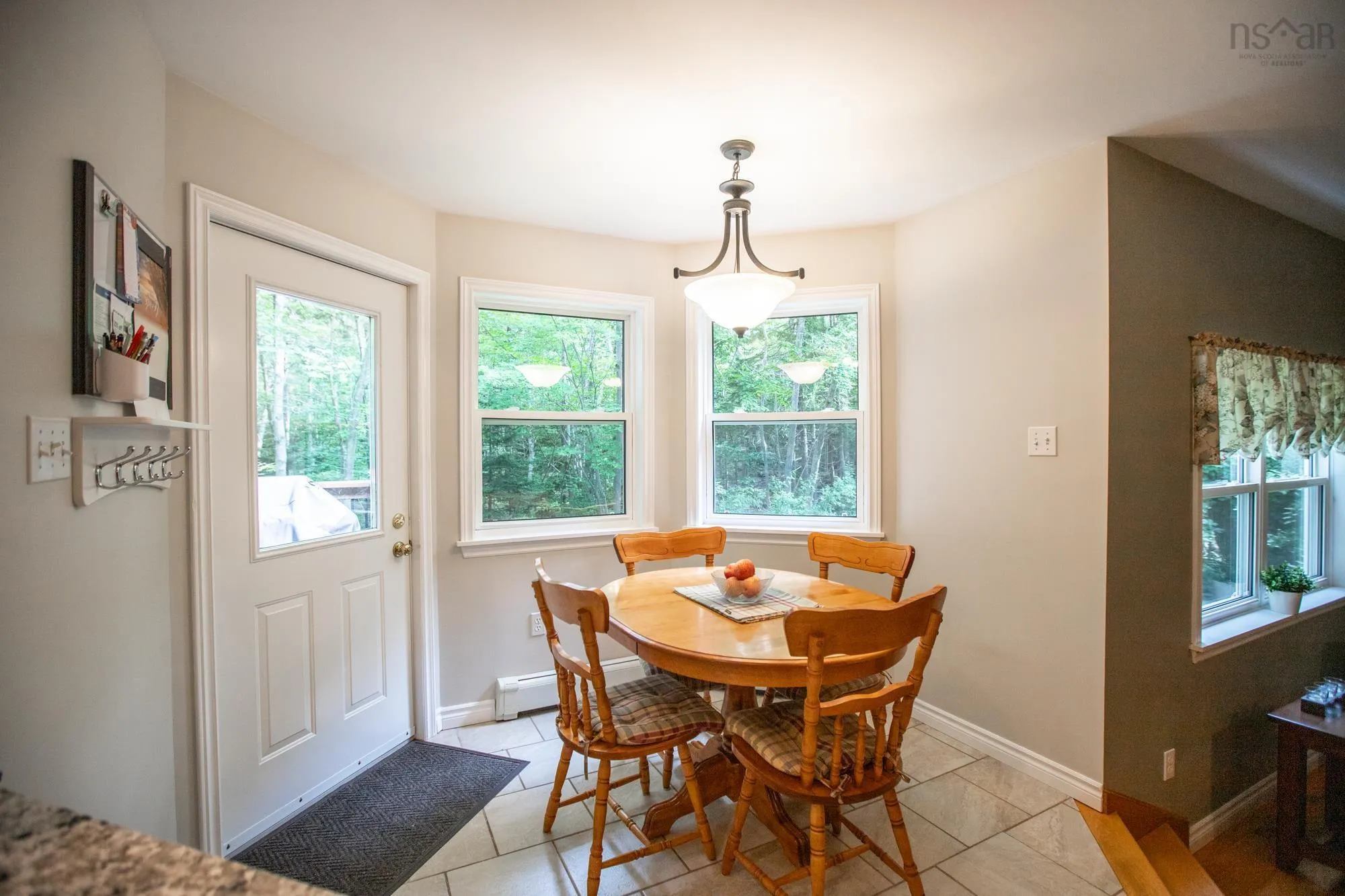 48 Laura Lee Lane, Lower Sackville, NS B4C 4E3, 4 Bedrooms Bedrooms, ,3 BathroomsBathrooms,Residential,For Sale,Laura Lee,202516717