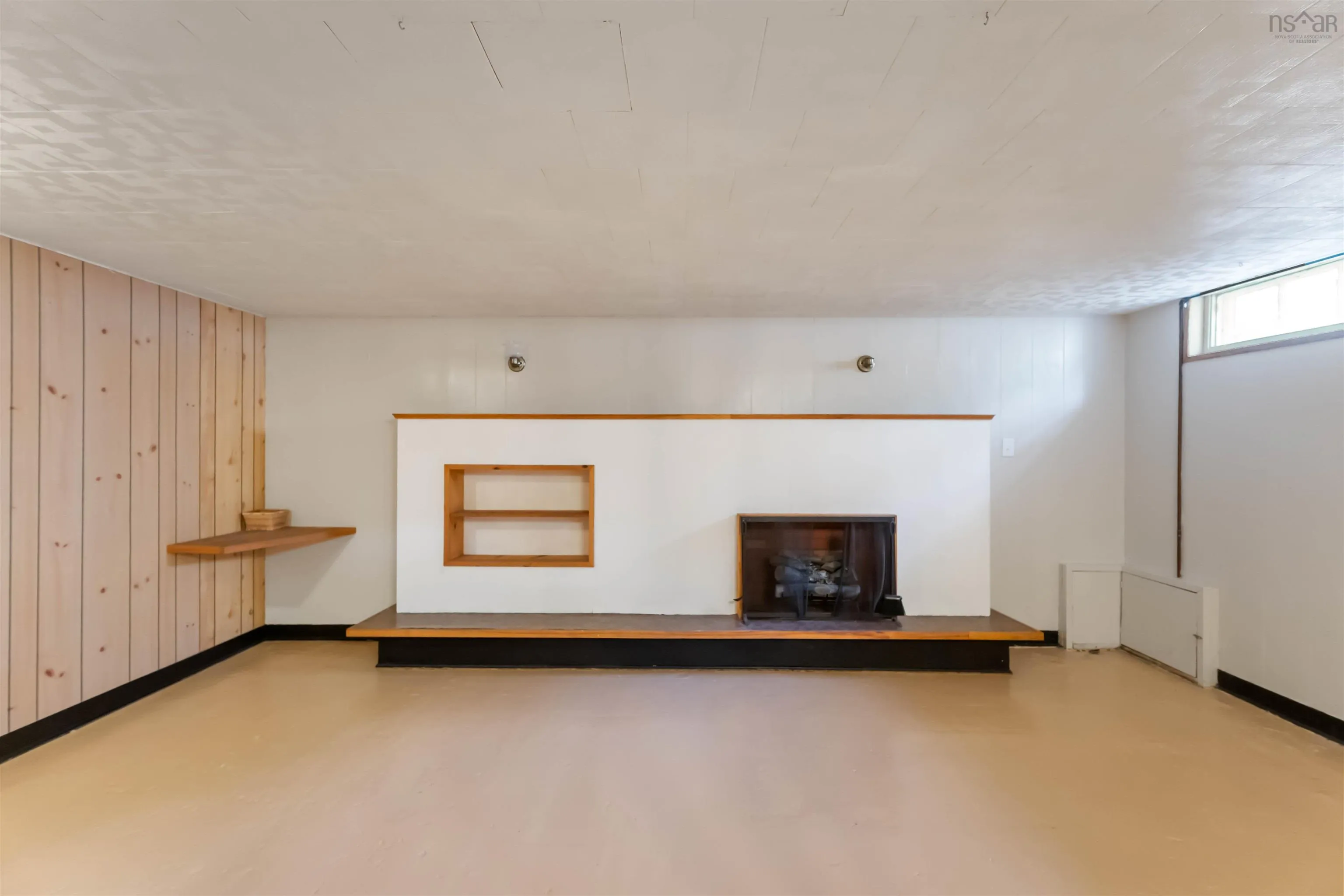 9643 Commercial Street, New Minas, NS B4N 3G6, 2 Bedrooms Bedrooms, ,1 BathroomBathrooms,Residential,For Sale,Commercial,202521890