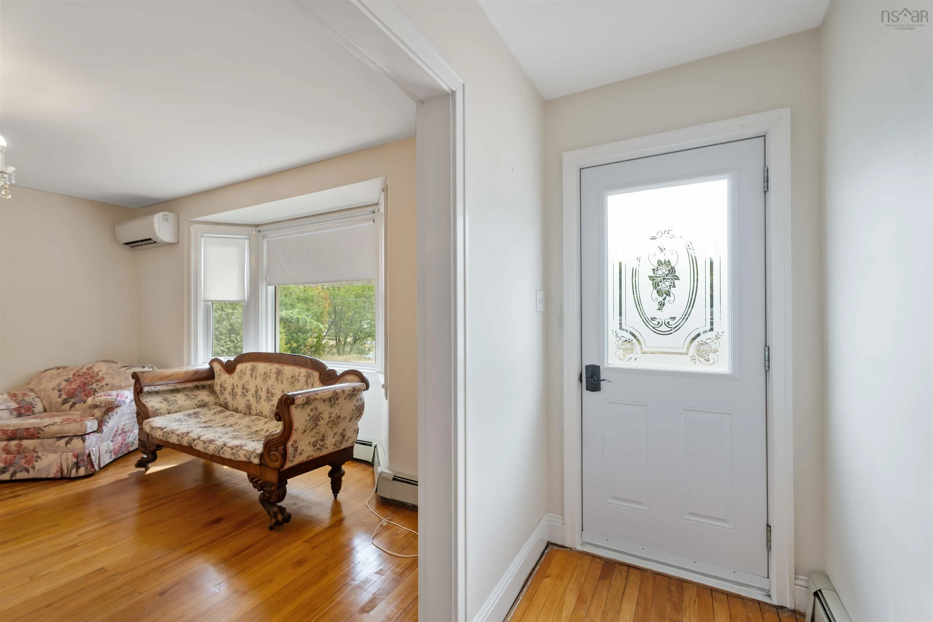 9643 Commercial Street, New Minas, NS B4N 3G6, 2 Bedrooms Bedrooms, ,1 BathroomBathrooms,Residential,For Sale,Commercial,202521890