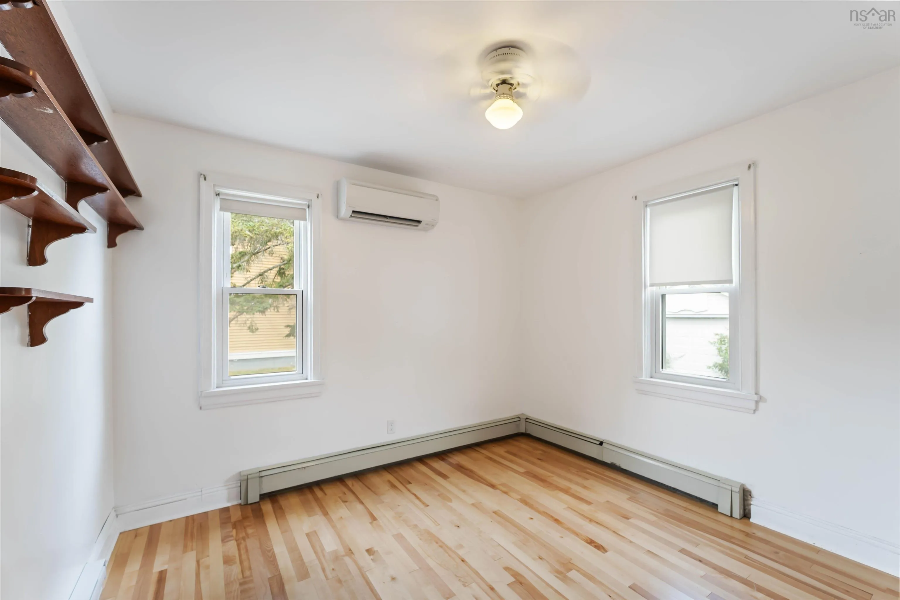 9643 Commercial Street, New Minas, NS B4N 3G6, 2 Bedrooms Bedrooms, ,1 BathroomBathrooms,Residential,For Sale,Commercial,202521890