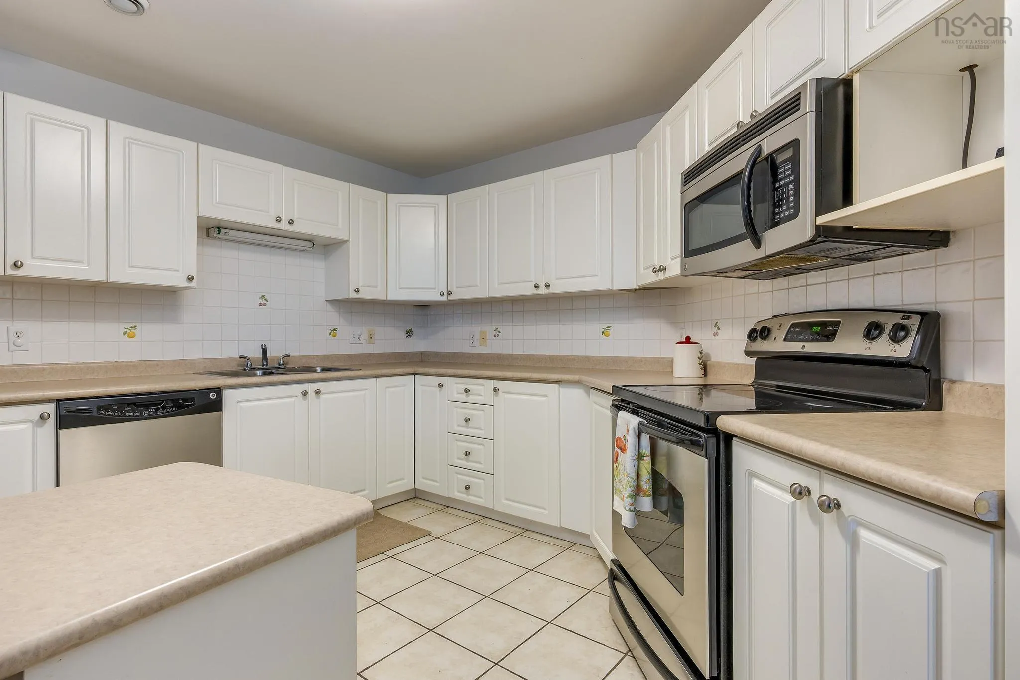 408-10 Regency Park Drive, Clayton Park, NS B3S 1P2, 2 Bedrooms Bedrooms, ,2 BathroomsBathrooms,Residential,For Sale,Regency Park,202507966