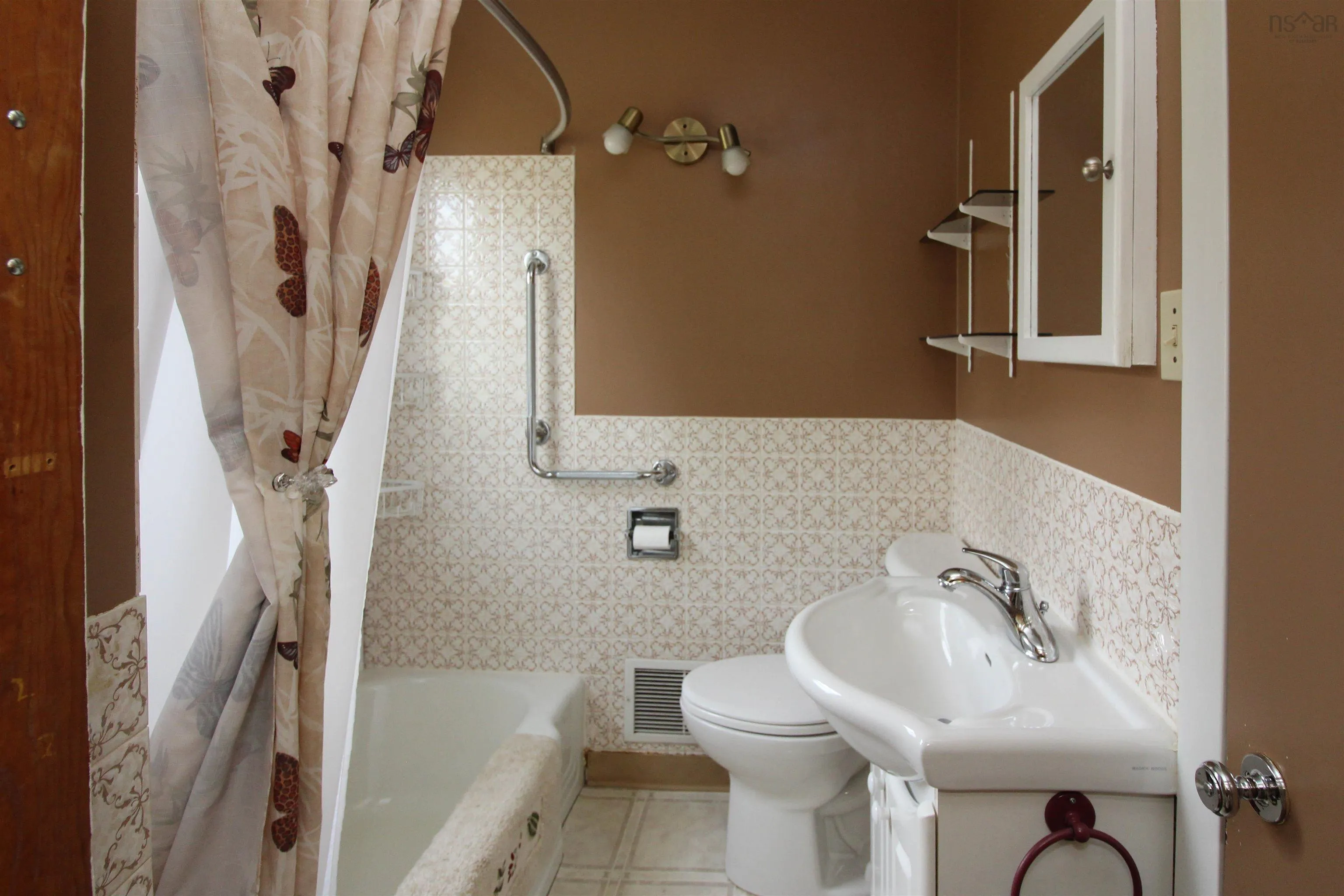 204 Mountain Lee Road, North River, NS B6L 6M2, 4 Bedrooms Bedrooms, ,2 BathroomsBathrooms,Residential,For Sale,Mountain Lee,202522668