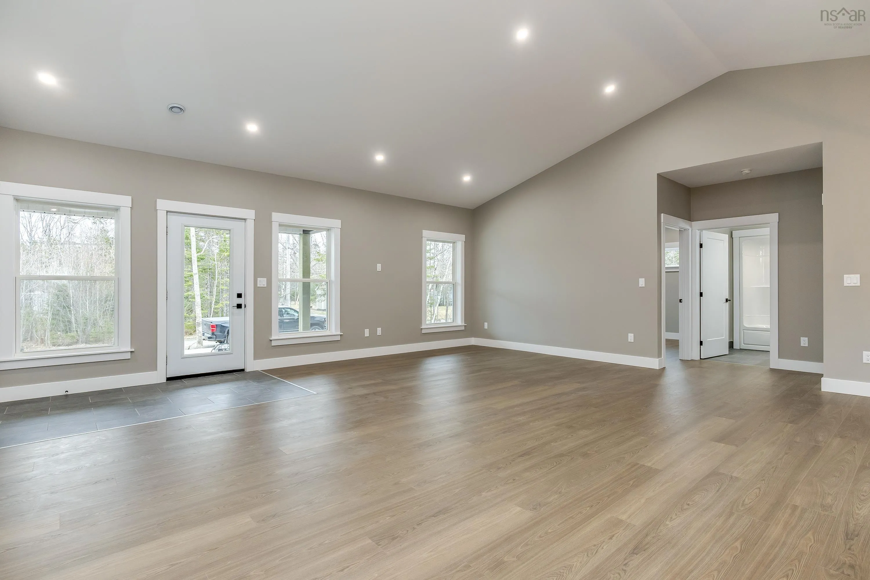 9 Sleepy Hollow Lane, Enfield Ns B2t 1h8, 3 Bedrooms Bedrooms, ,2 BathroomsBathrooms,Residential,For Sale,Sleepy Hollow,202507223