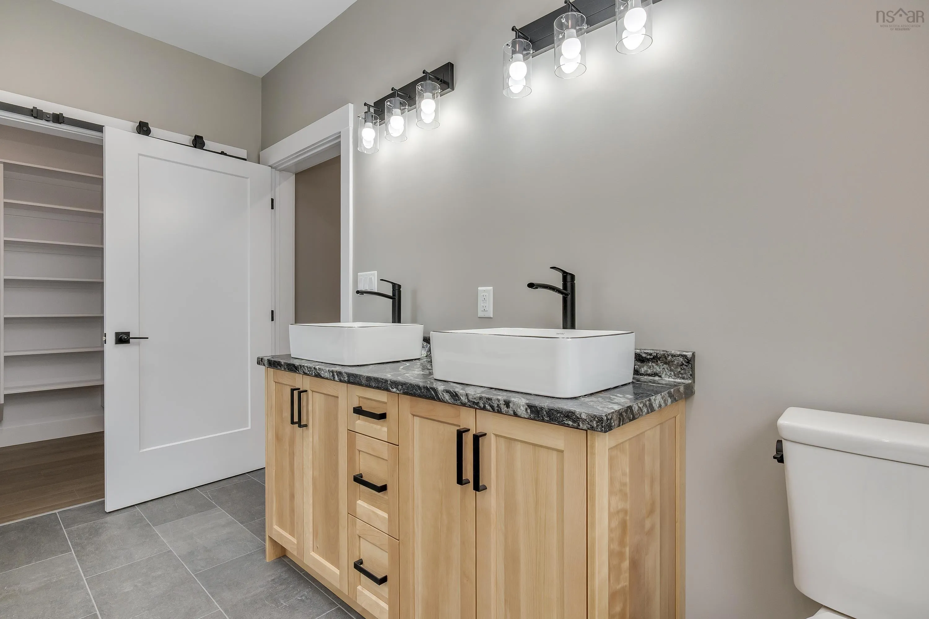 9 Sleepy Hollow Lane, Enfield Ns B2t 1h8, 3 Bedrooms Bedrooms, ,2 BathroomsBathrooms,Residential,For Sale,Sleepy Hollow,202507223