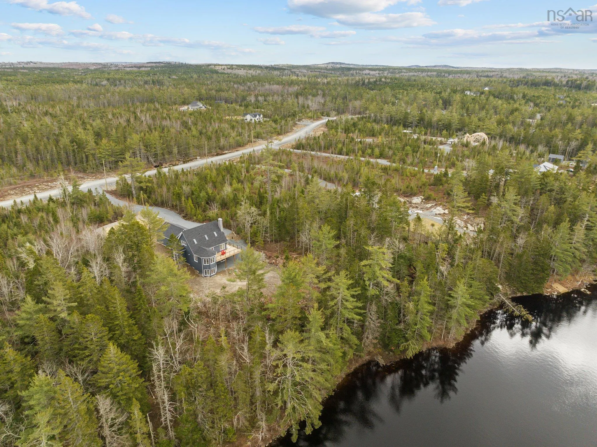 349 Meek Arm Trail, Long Lake Ns B0n 1z0, 3 Bedrooms Bedrooms, ,4 BathroomsBathrooms,Residential,For Sale,Meek Arm,202405397