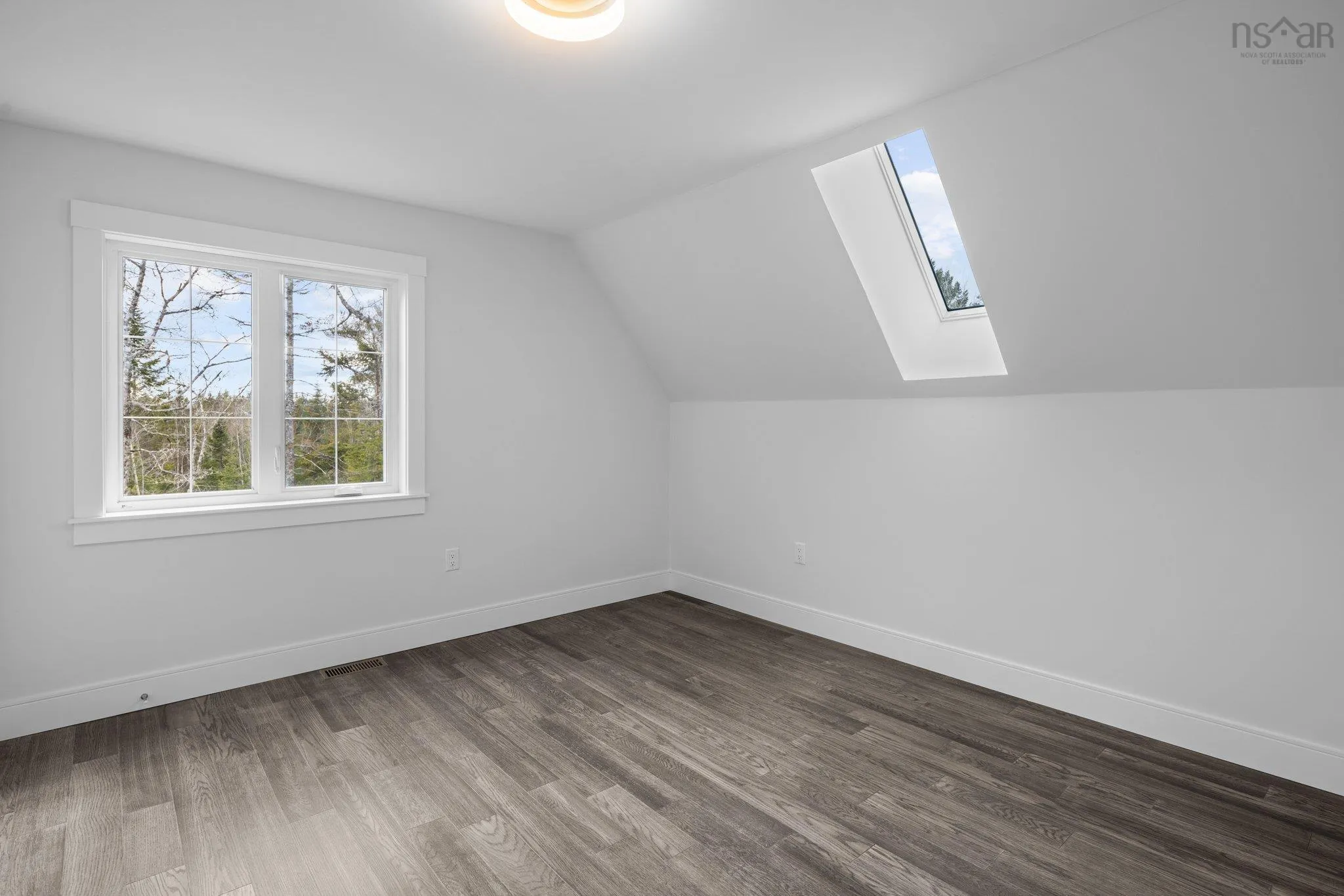 349 Meek Arm Trail, Long Lake Ns B0n 1z0, 3 Bedrooms Bedrooms, ,4 BathroomsBathrooms,Residential,For Sale,Meek Arm,202405397