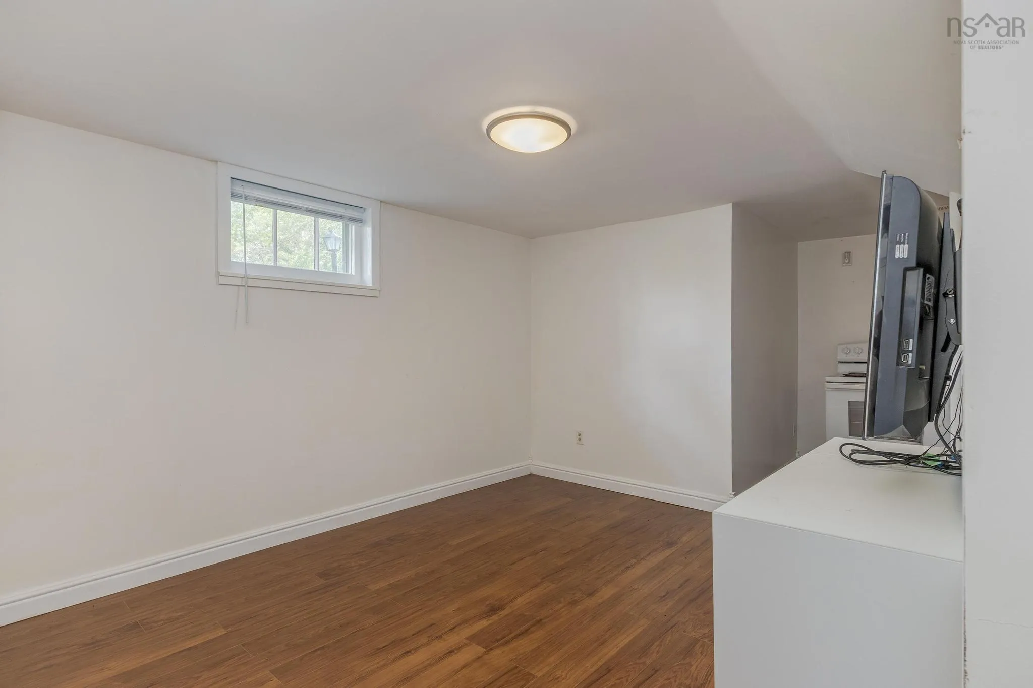 10 Howe Avenue, Fall River, NS B2T 1H7, 3 Bedrooms Bedrooms, ,2 BathroomsBathrooms,Residential,For Sale,Howe,202520382