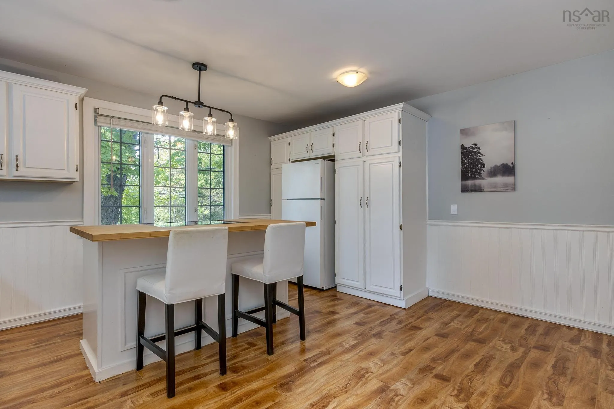 10 Howe Avenue, Fall River, NS B2T 1H7, 3 Bedrooms Bedrooms, ,2 BathroomsBathrooms,Residential,For Sale,Howe,202520382
