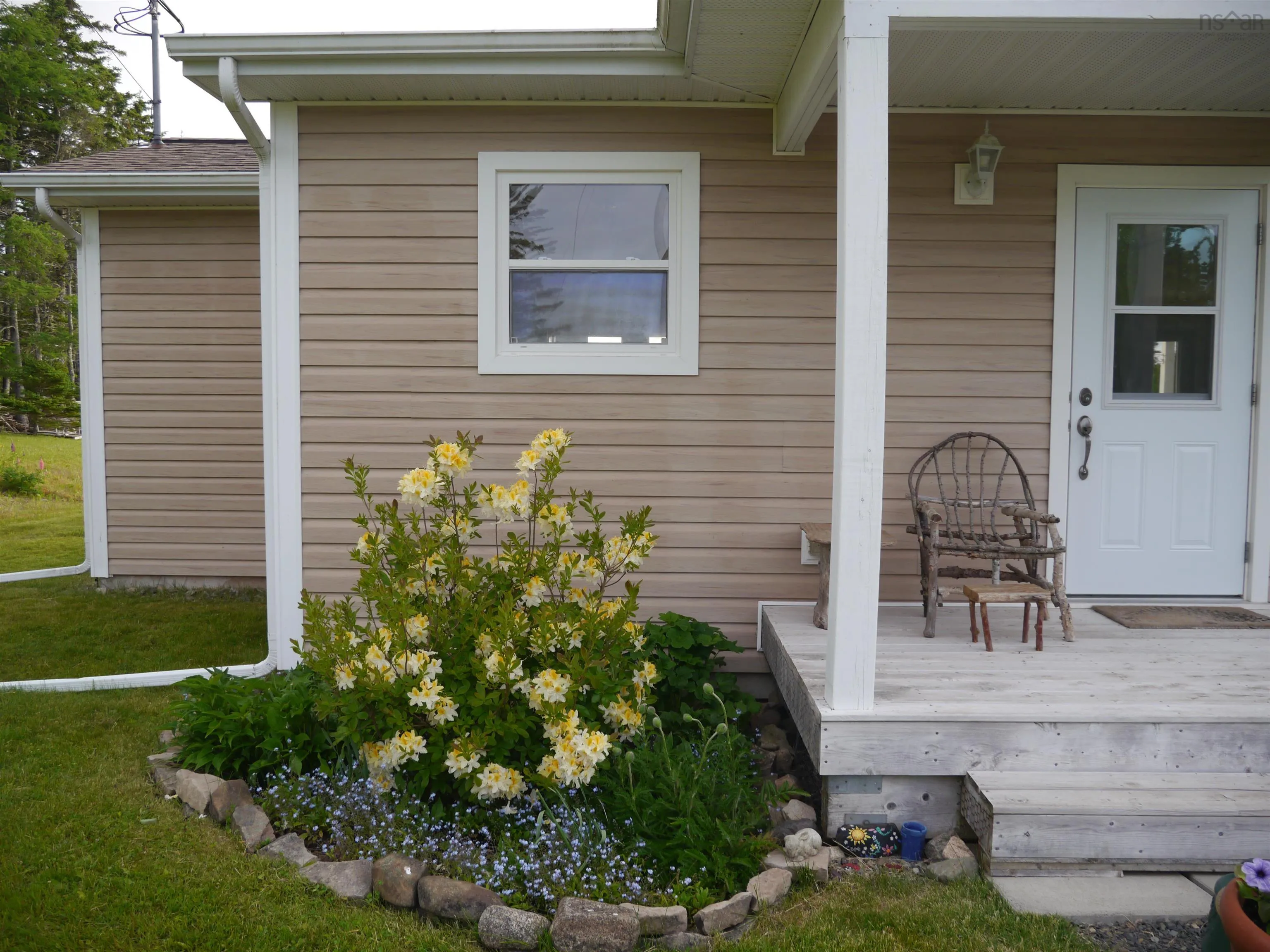 1045 North Side Loch Lomond Road, Loch Lomond, NS B2E 1C4, 2 Bedrooms Bedrooms, ,2 BathroomsBathrooms,Residential,For Sale,North Side Loch Lomond,202514274