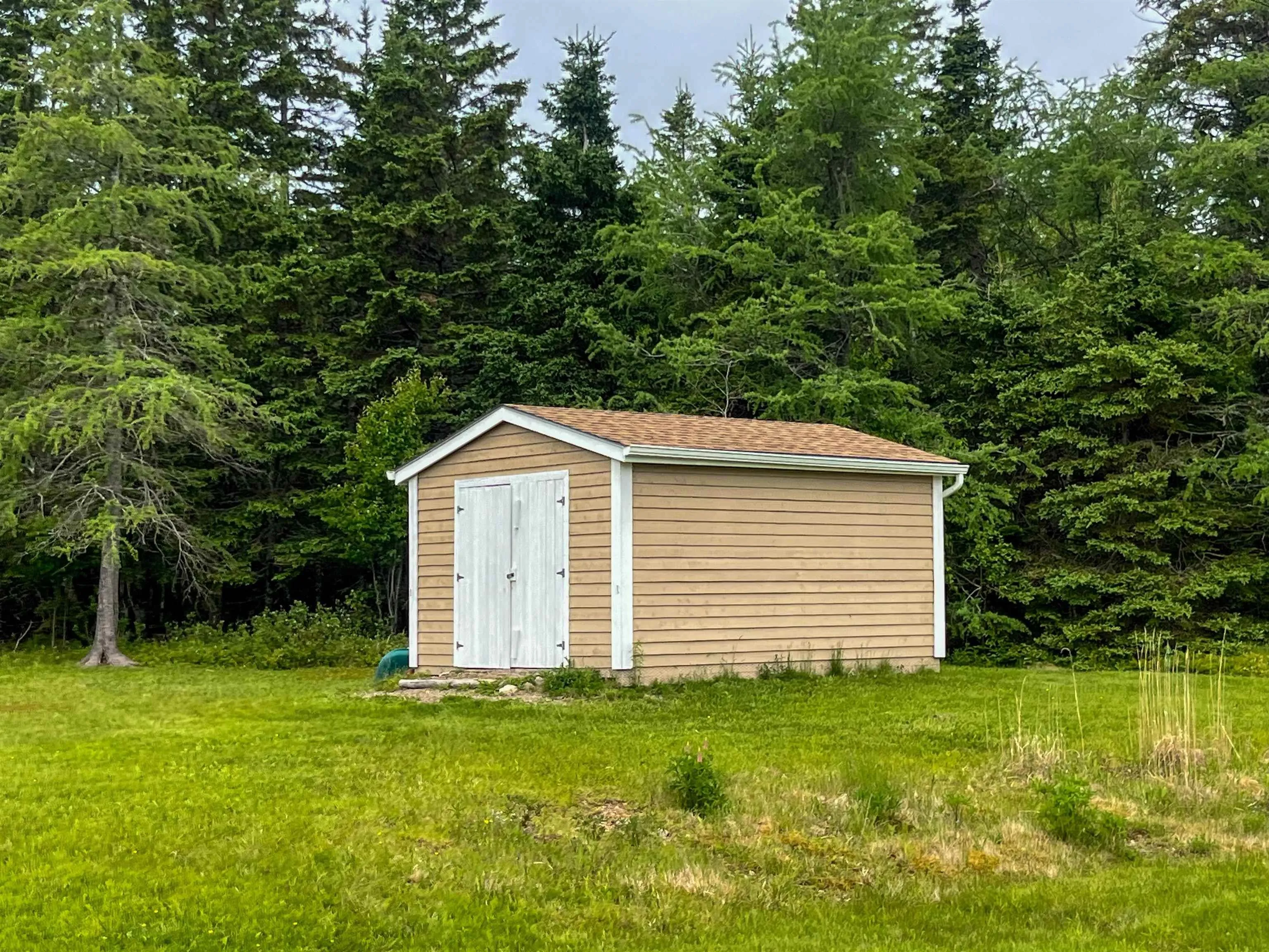1045 North Side Loch Lomond Road, Loch Lomond, NS B2E 1C4, 2 Bedrooms Bedrooms, ,2 BathroomsBathrooms,Residential,For Sale,North Side Loch Lomond,202514274