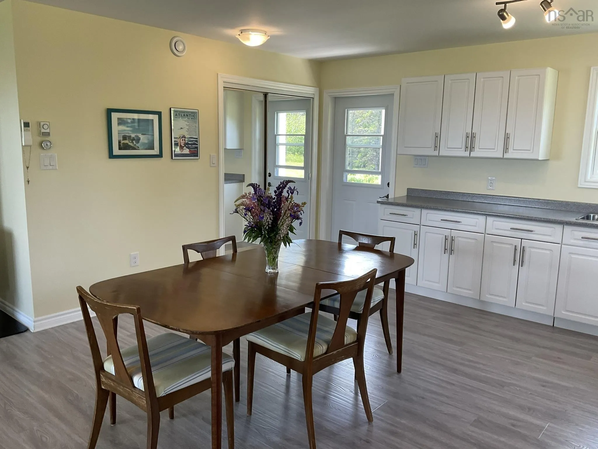 1045 North Side Loch Lomond Road, Loch Lomond, NS B2E 1C4, 2 Bedrooms Bedrooms, ,2 BathroomsBathrooms,Residential,For Sale,North Side Loch Lomond,202514274