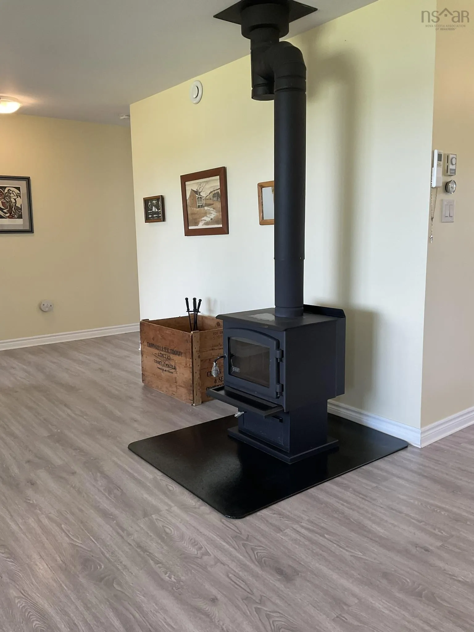 1045 North Side Loch Lomond Road, Loch Lomond, NS B2E 1C4, 2 Bedrooms Bedrooms, ,2 BathroomsBathrooms,Residential,For Sale,North Side Loch Lomond,202514274