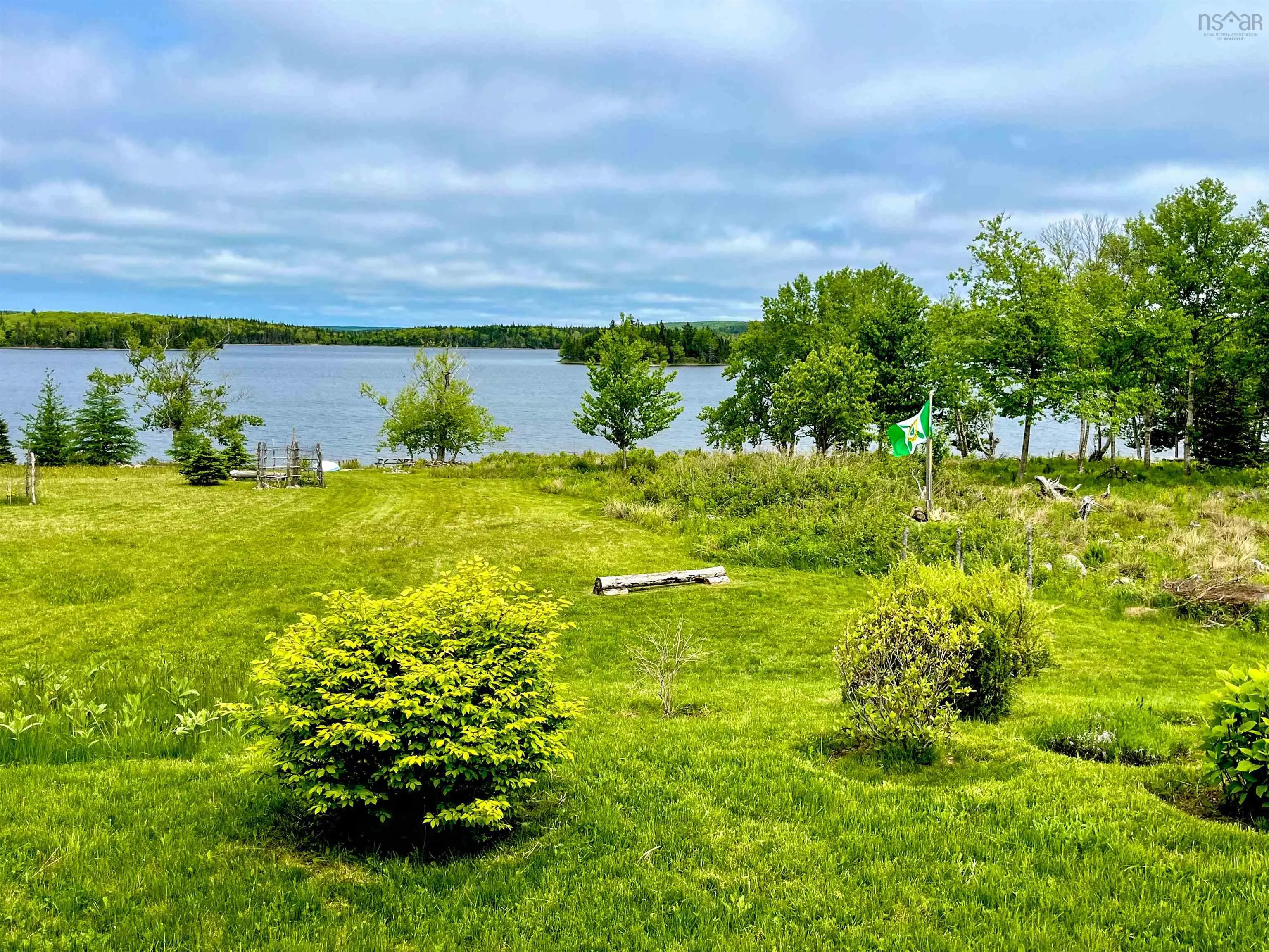 1045 North Side Loch Lomond Road, Loch Lomond, NS B2E 1C4, 2 Bedrooms Bedrooms, ,2 BathroomsBathrooms,Residential,For Sale,North Side Loch Lomond,202514274