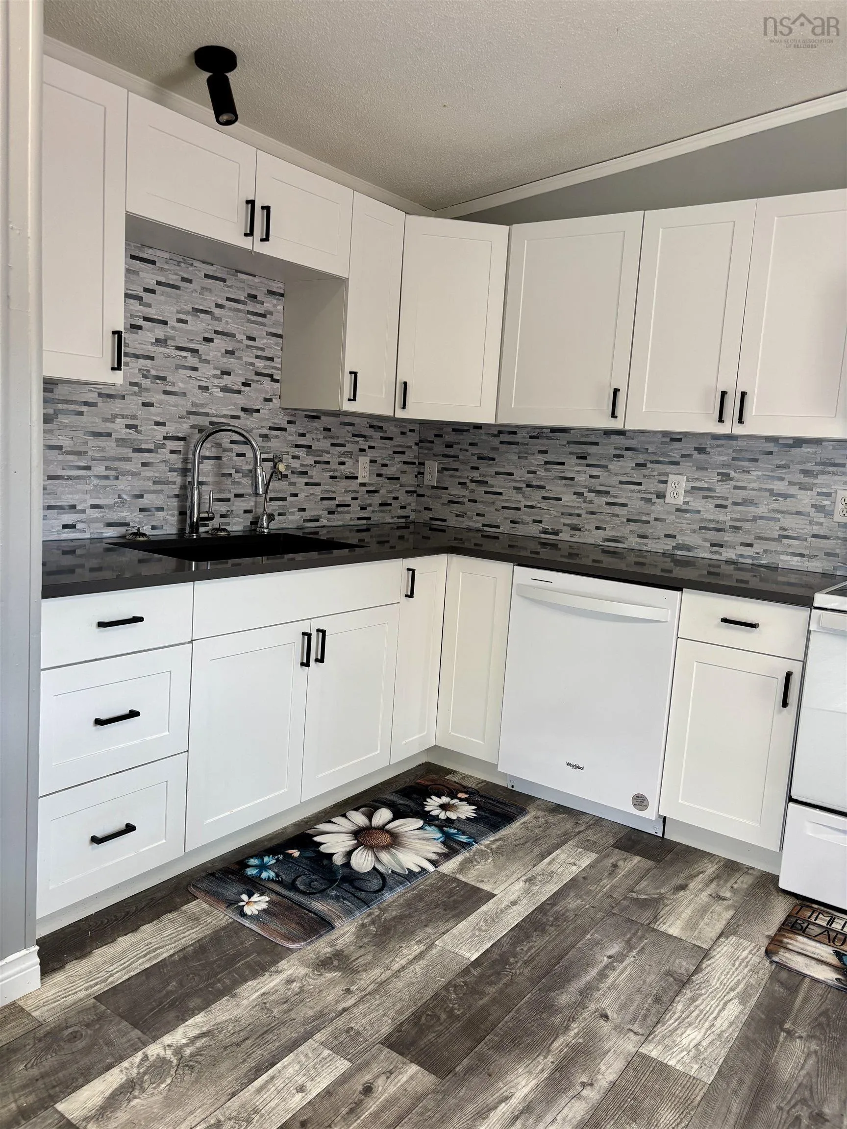 53 Church Street, Florence, NS B1Y 1E9, 3 Bedrooms Bedrooms, ,3 BathroomsBathrooms,Residential,For Sale,Church,202524540