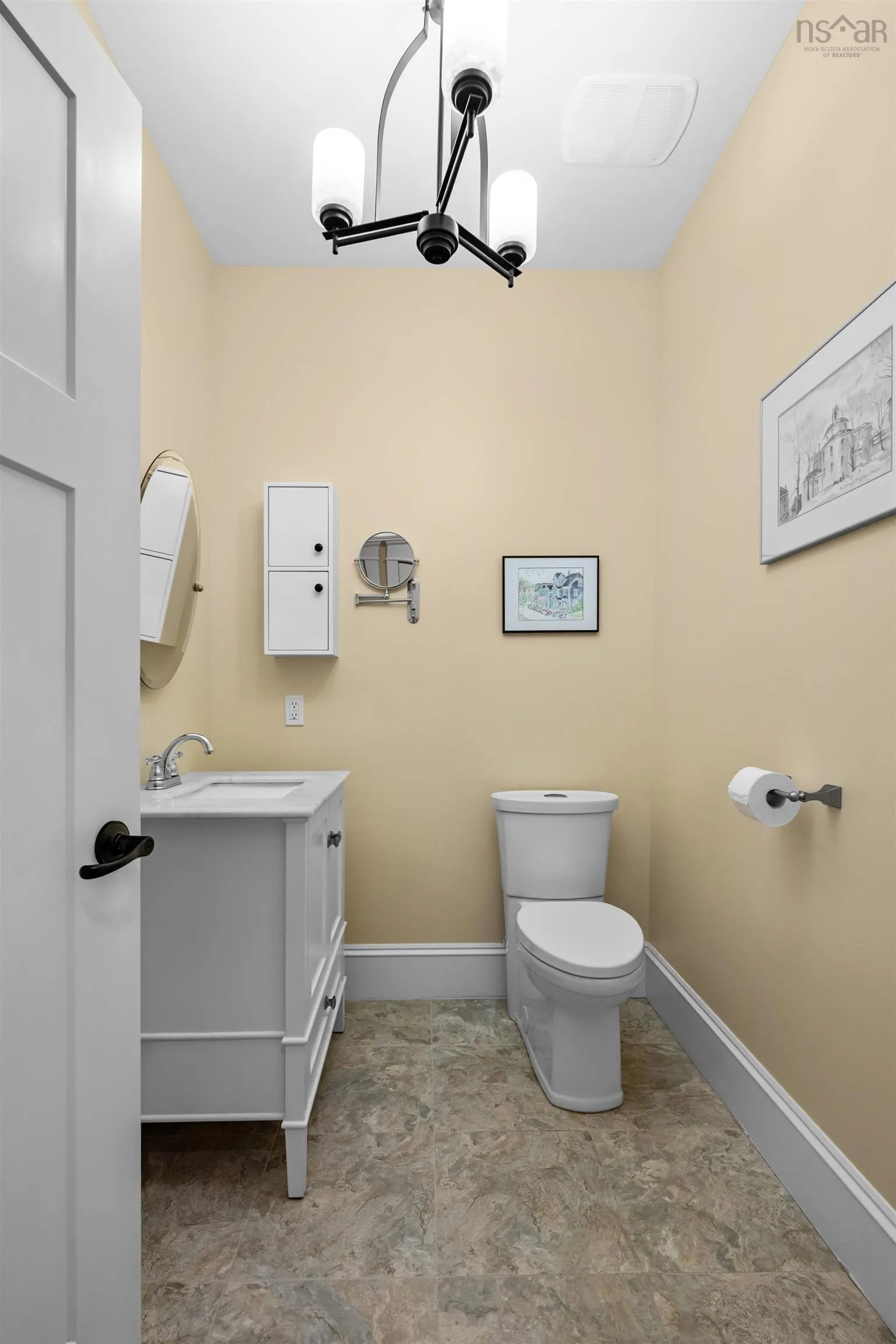 122 Hawthorn Road, Mahone Bay, NS B0J 2E0, 3 Bedrooms Bedrooms, ,3 BathroomsBathrooms,Residential,For Sale,Hawthorn,202523205