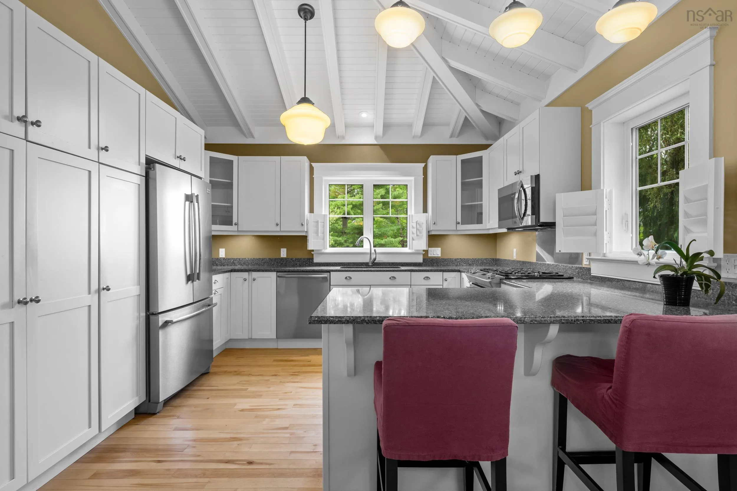 122 Hawthorn Road, Mahone Bay, NS B0J 2E0, 3 Bedrooms Bedrooms, ,3 BathroomsBathrooms,Residential,For Sale,Hawthorn,202523205