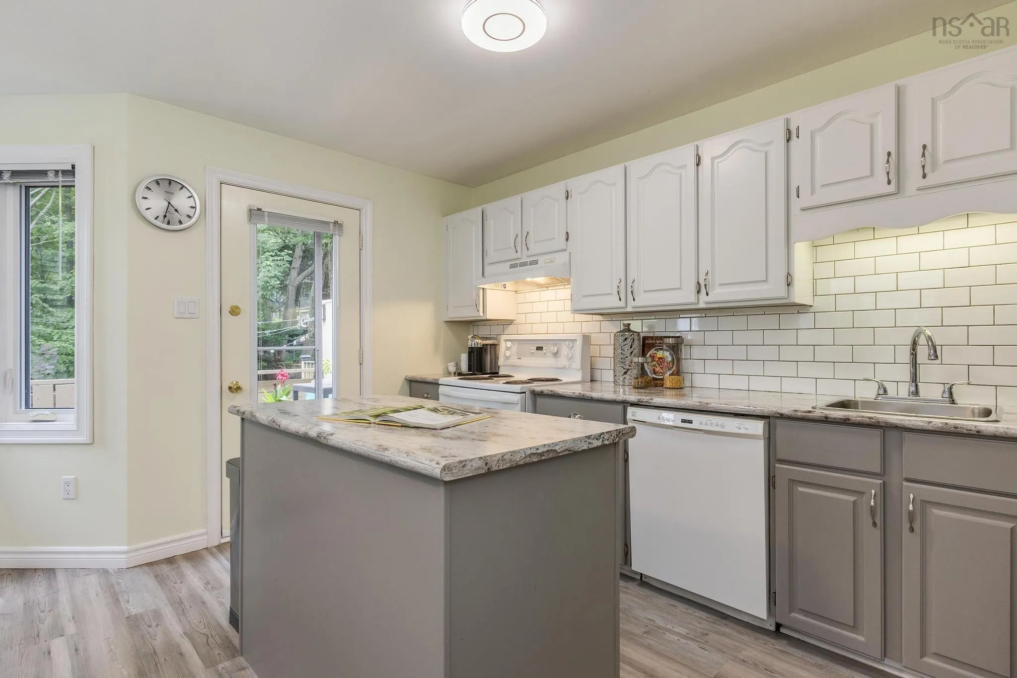33 Trident Lane, Halifax, NS B3M 0B7, 3 Bedrooms Bedrooms, ,2 BathroomsBathrooms,Residential,For Sale,Trident,202519549