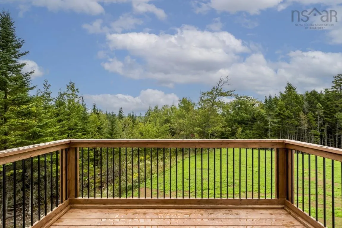 38 Leverman Lane, Porters Lake, NS B3E 0G2, 4 Bedrooms Bedrooms, ,2 BathroomsBathrooms,Residential,For Sale,Leverman,202523287