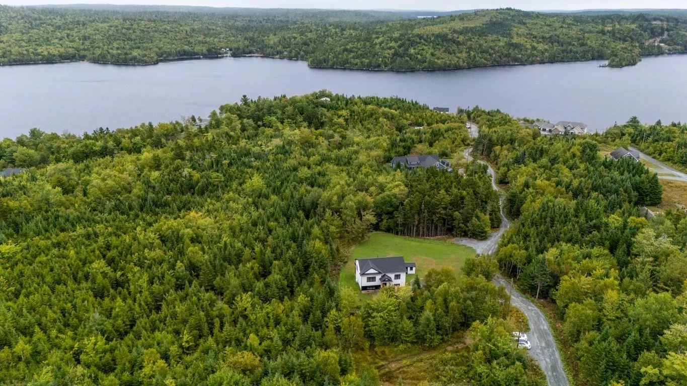 38 Leverman Lane, Porters Lake, NS B3E 0G2, 4 Bedrooms Bedrooms, ,2 BathroomsBathrooms,Residential,For Sale,Leverman,202523287