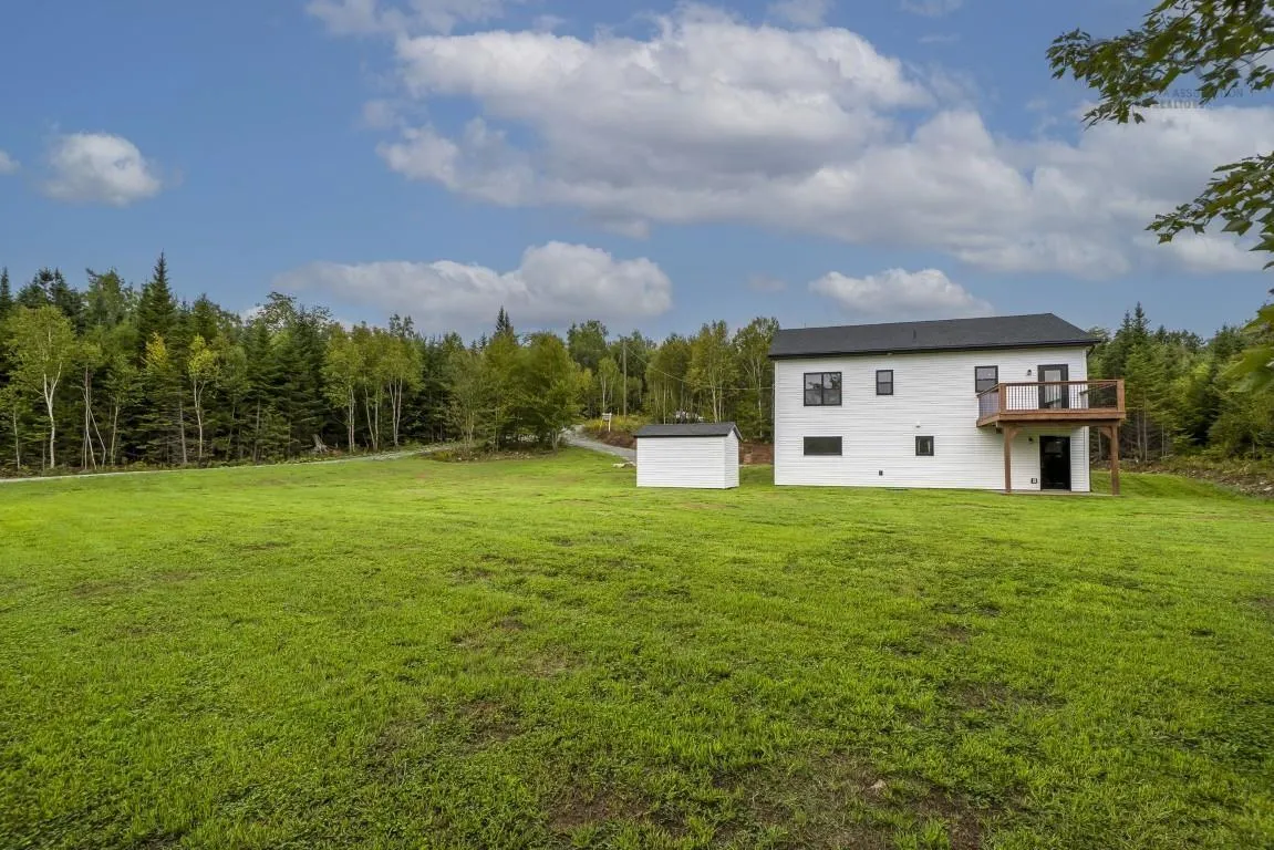 38 Leverman Lane, Porters Lake, NS B3E 0G2, 4 Bedrooms Bedrooms, ,2 BathroomsBathrooms,Residential,For Sale,Leverman,202523287