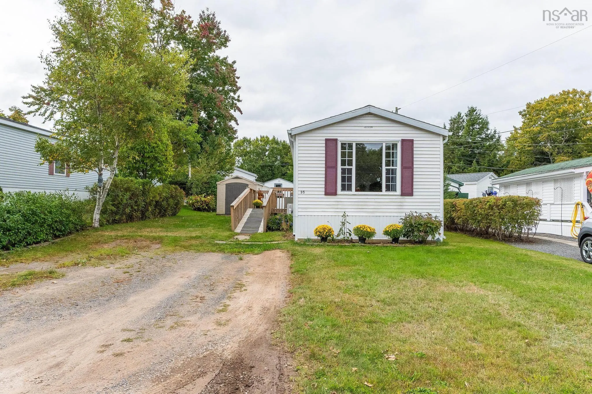 35 Olympic Avenue, New Minas, NS B4N 3T9, 2 Bedrooms Bedrooms, ,1 BathroomBathrooms,Residential,For Sale,Olympic,202520039