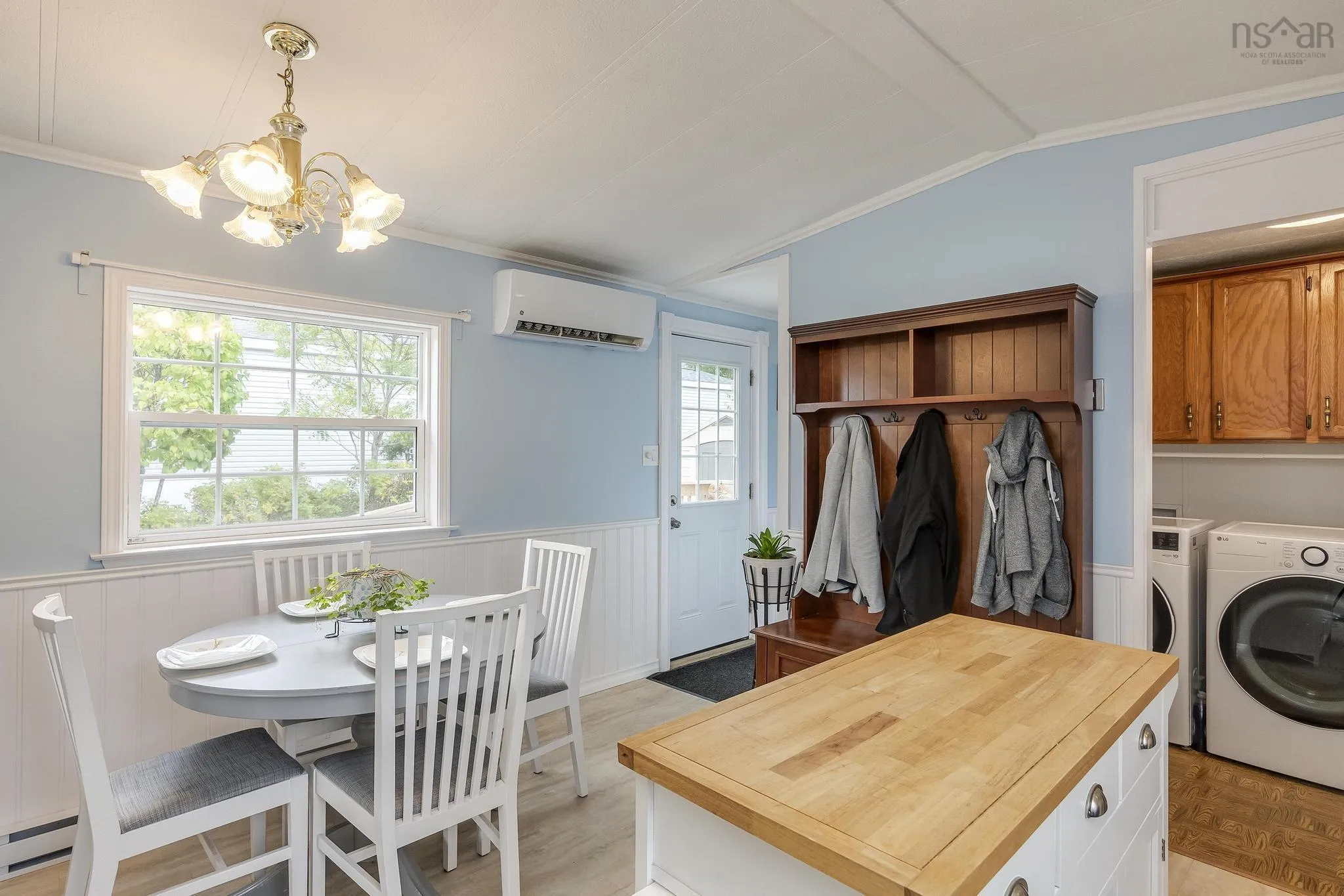 35 Olympic Avenue, New Minas, NS B4N 3T9, 2 Bedrooms Bedrooms, ,1 BathroomBathrooms,Residential,For Sale,Olympic,202520039