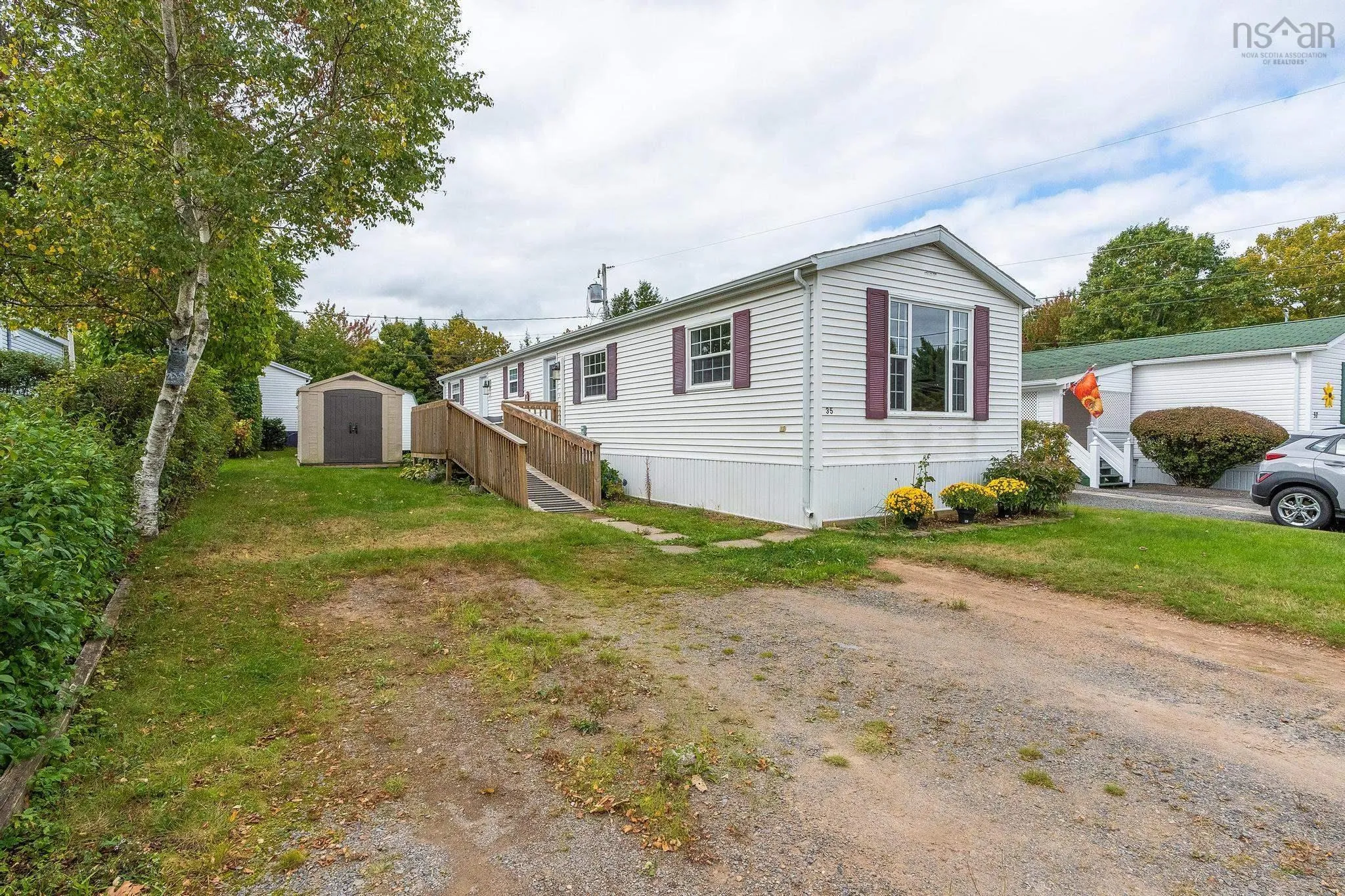 35 Olympic Avenue, New Minas, NS B4N 3T9, 2 Bedrooms Bedrooms, ,1 BathroomBathrooms,Residential,For Sale,Olympic,202520039