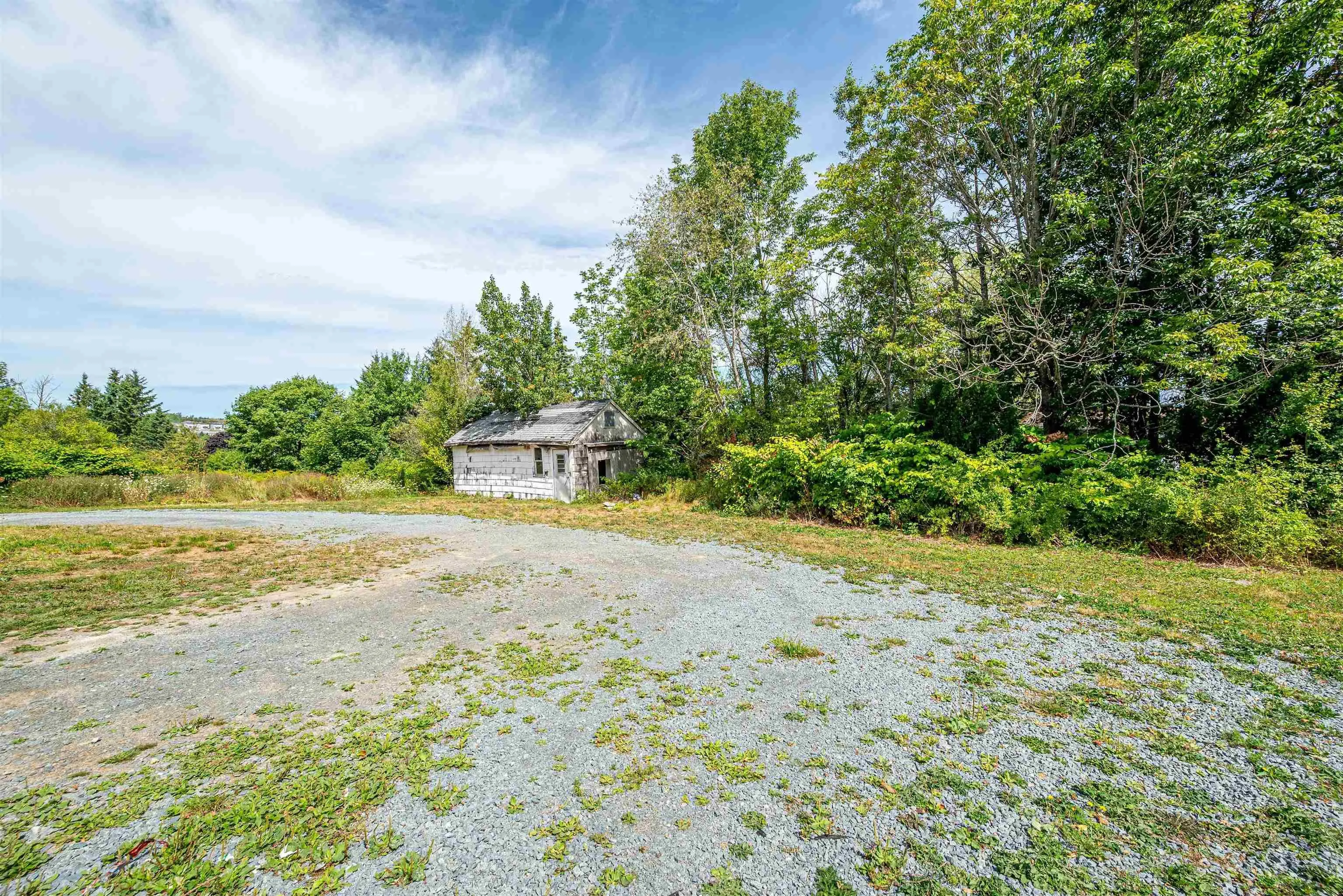 1029 Sackville Drive Drive, Lower Sackville, NS B4E 1S5, 4 Bedrooms Bedrooms, ,3 BathroomsBathrooms,Residential,For Sale,Sackville,202521311