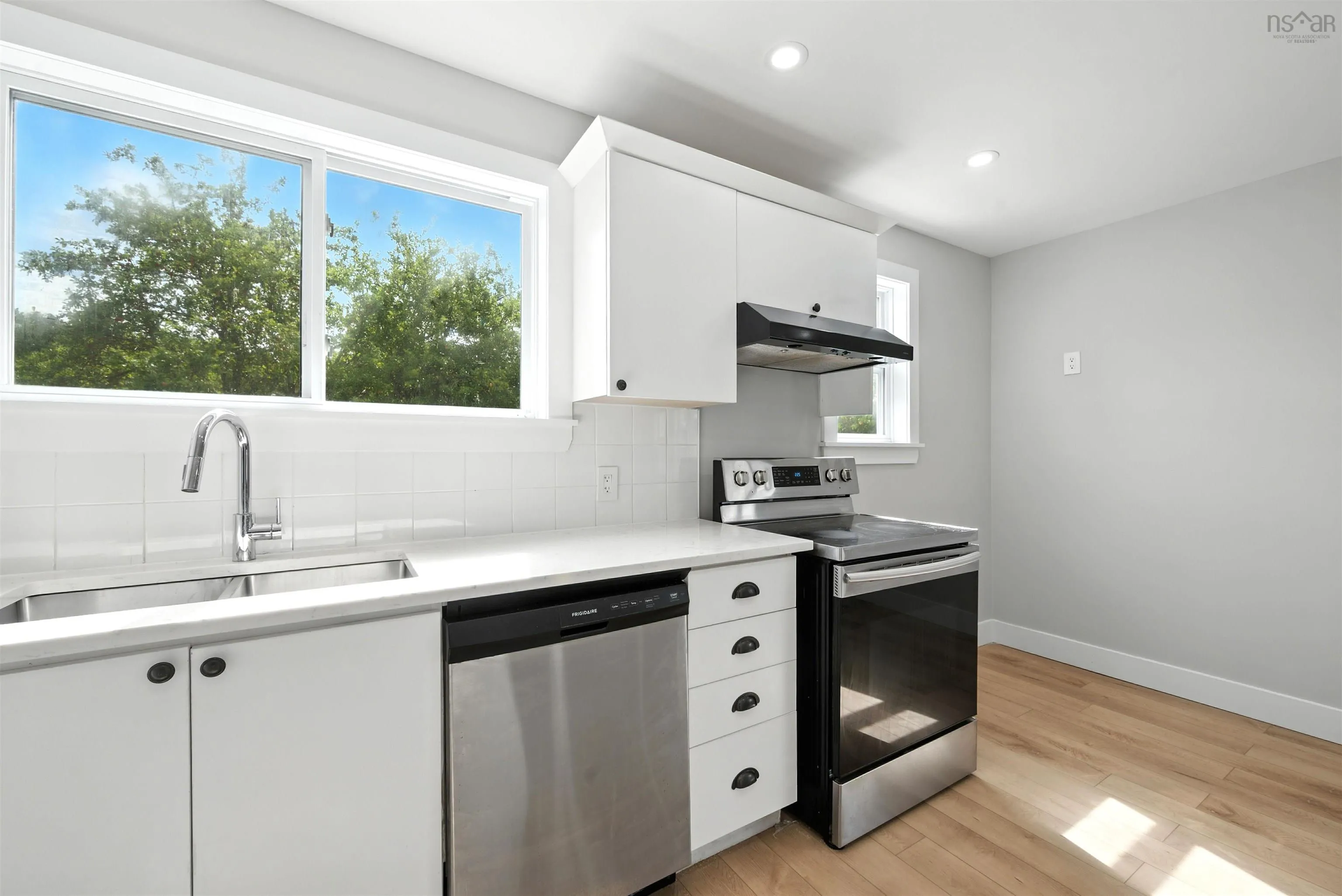 1029 Sackville Drive Drive, Lower Sackville, NS B4E 1S5, 4 Bedrooms Bedrooms, ,3 BathroomsBathrooms,Residential,For Sale,Sackville,202521311
