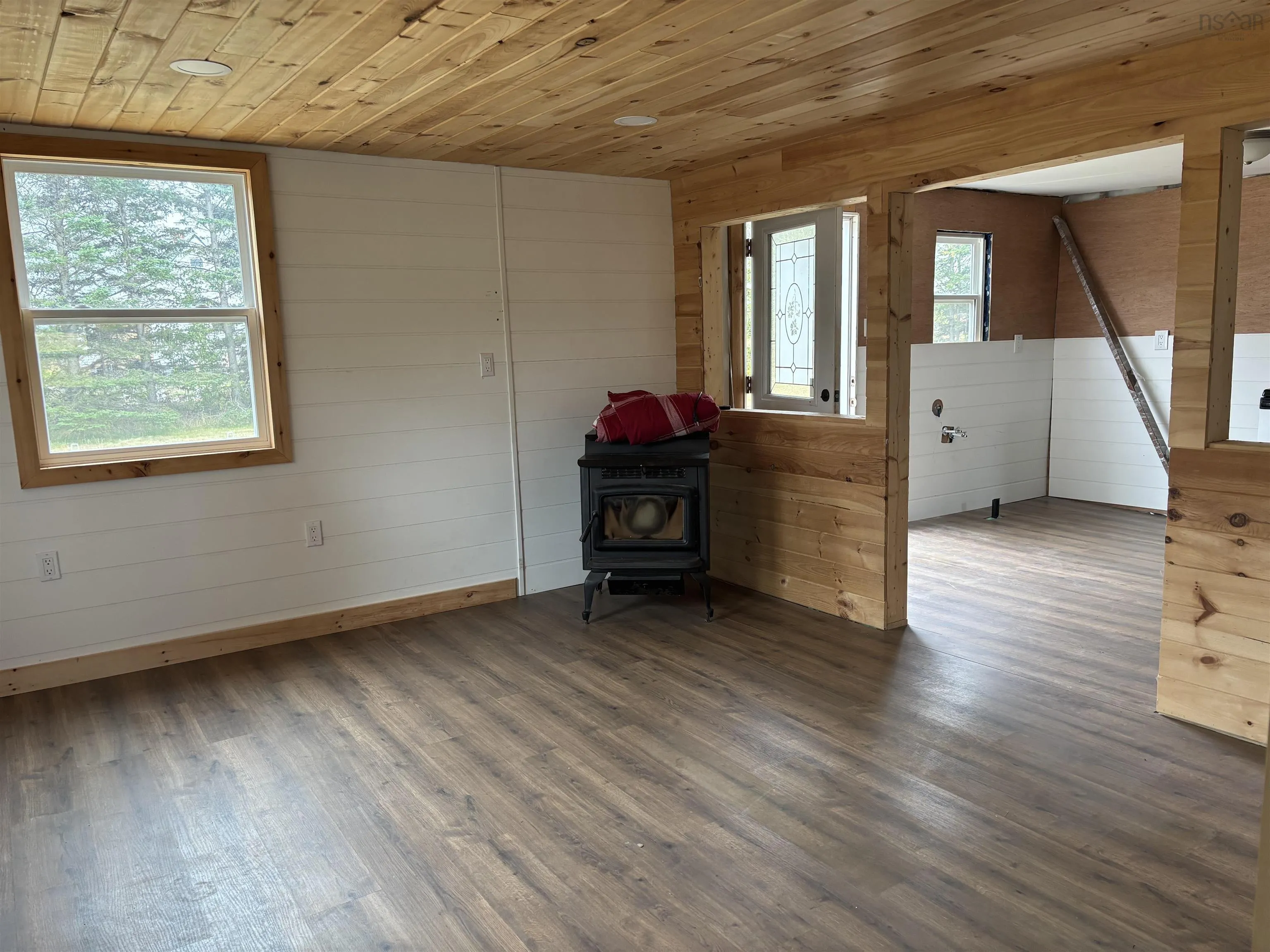 441 Beaverdam Road, Parrsboro, NS B0M 1S0, 1 Bedroom Bedrooms, ,1 BathroomBathrooms,Residential,For Sale,Beaverdam,202520912