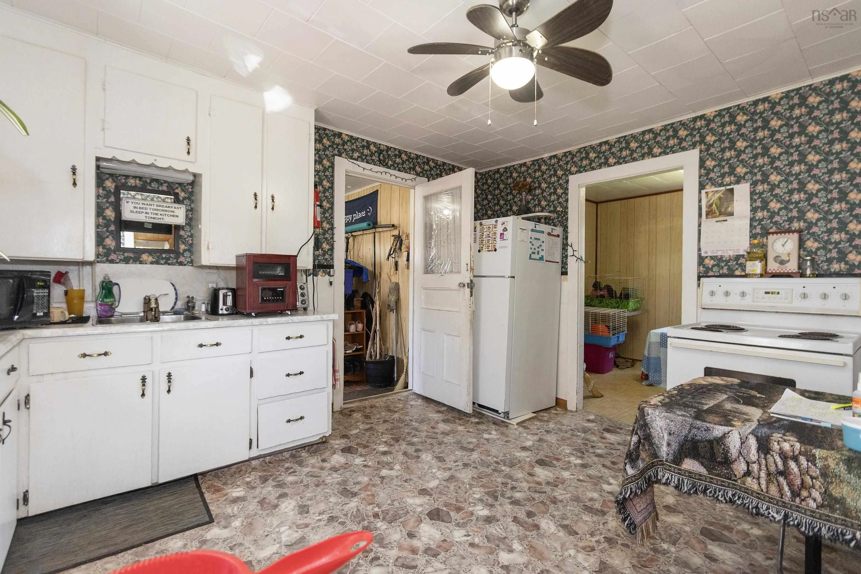 41 Templar Street, Parrsboro, NS B0M 1S0, 3 Bedrooms Bedrooms, ,2 BathroomsBathrooms,Residential,For Sale,Templar,202512948