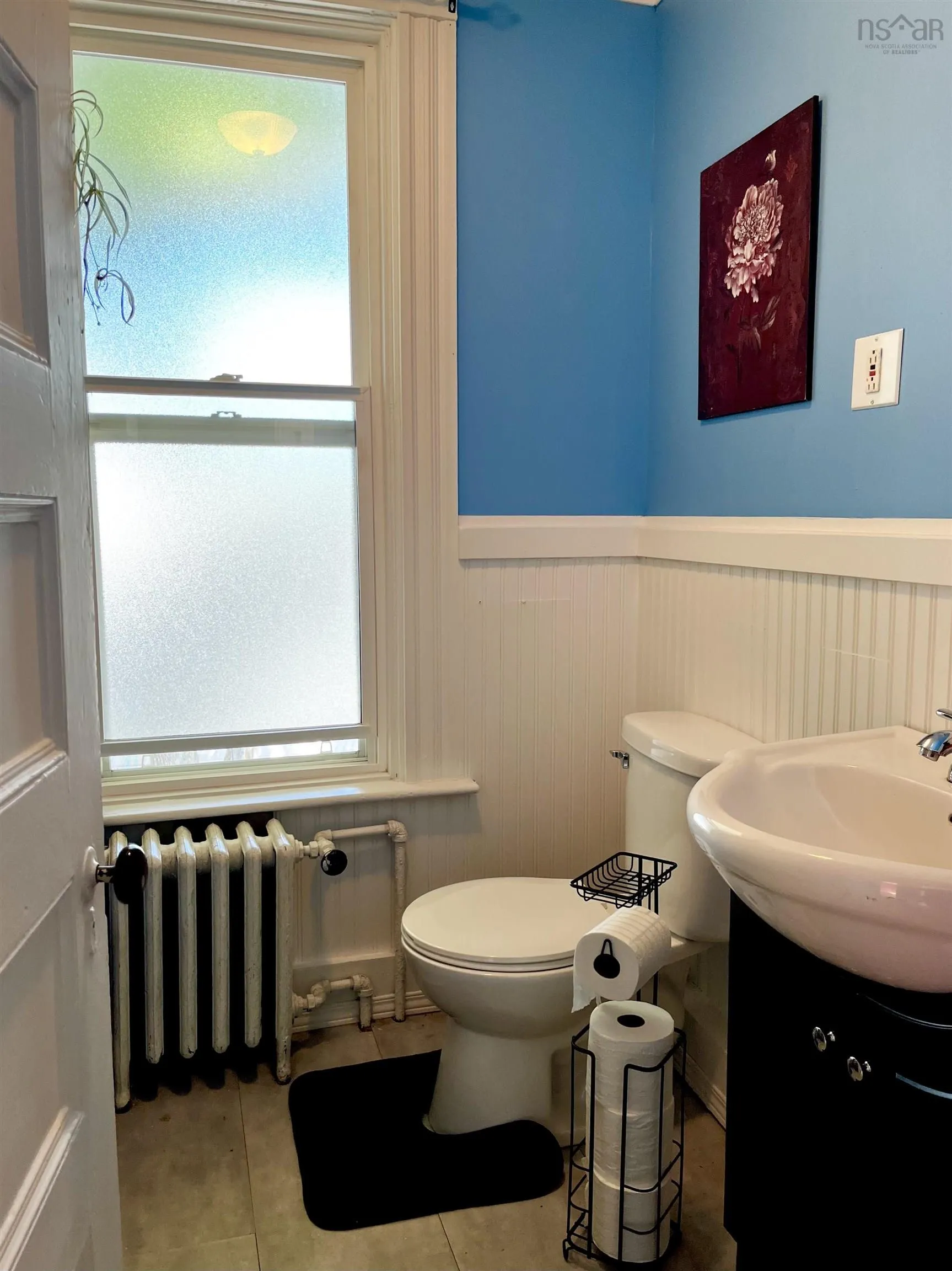 40 West Victoria Street, Amherst, NS B4H 1C1, 4 Bedrooms Bedrooms, ,2 BathroomsBathrooms,Residential,For Sale,West Victoria,202522535