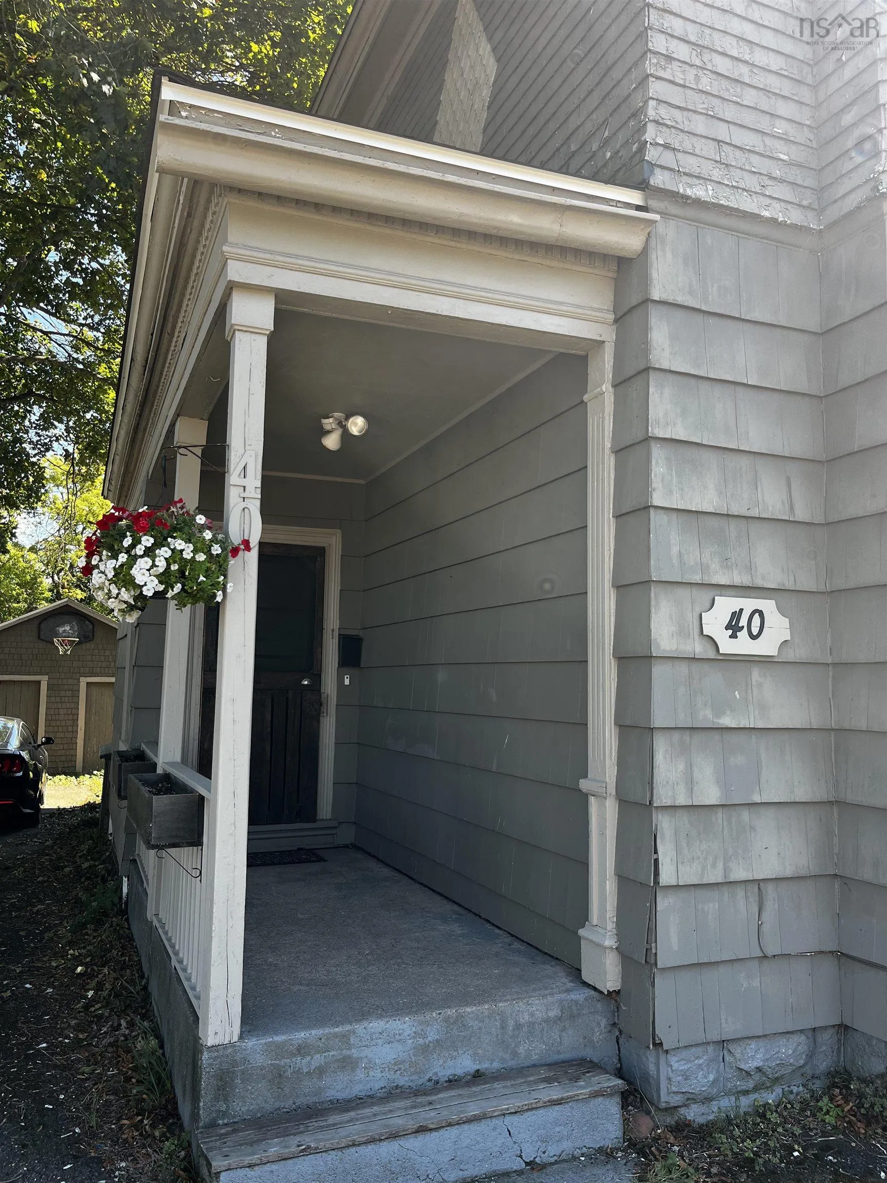 40 West Victoria Street, Amherst, NS B4H 1C1, 4 Bedrooms Bedrooms, ,2 BathroomsBathrooms,Residential,For Sale,West Victoria,202522535