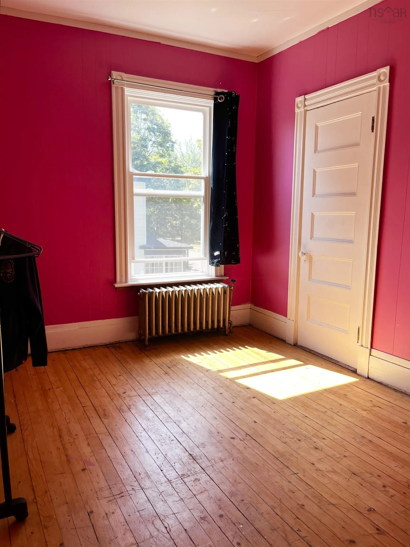 40 West Victoria Street, Amherst, NS B4H 1C1, 4 Bedrooms Bedrooms, ,2 BathroomsBathrooms,Residential,For Sale,West Victoria,202522535