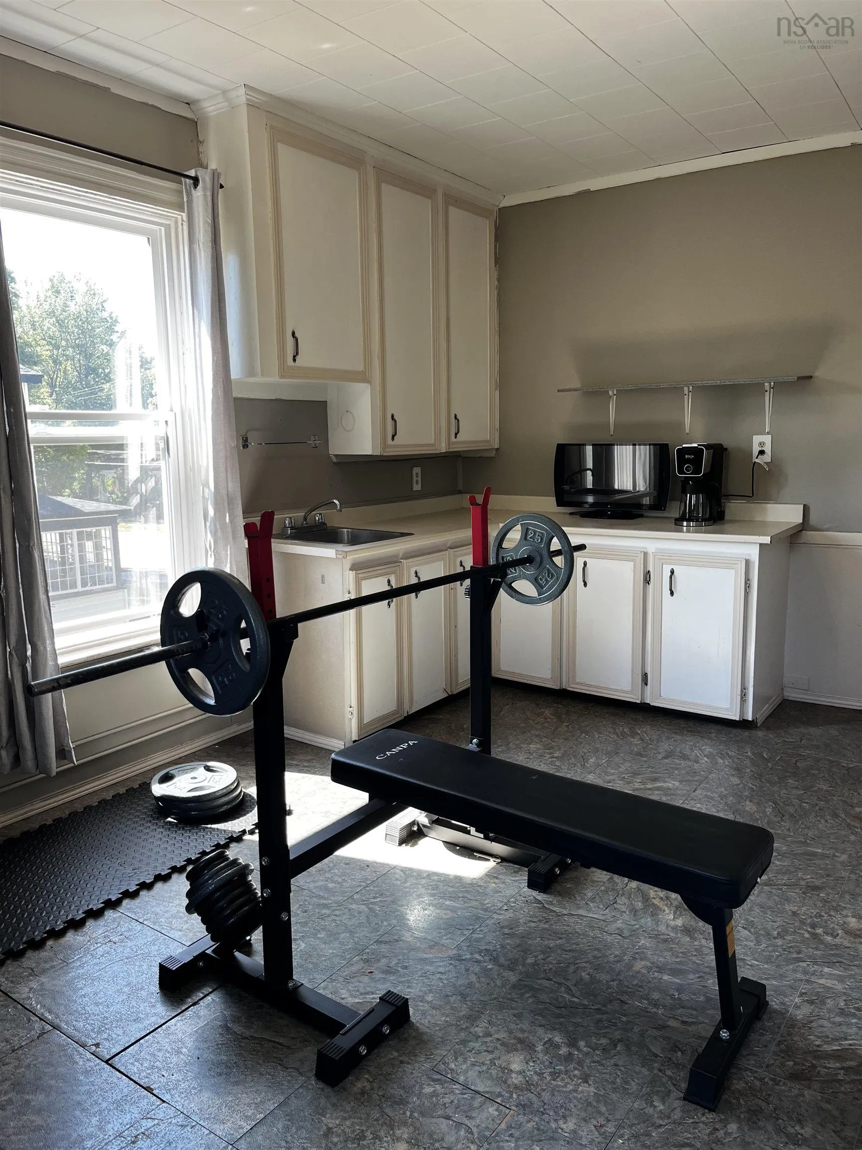 40 West Victoria Street, Amherst, NS B4H 1C1, 4 Bedrooms Bedrooms, ,2 BathroomsBathrooms,Residential,For Sale,West Victoria,202522535
