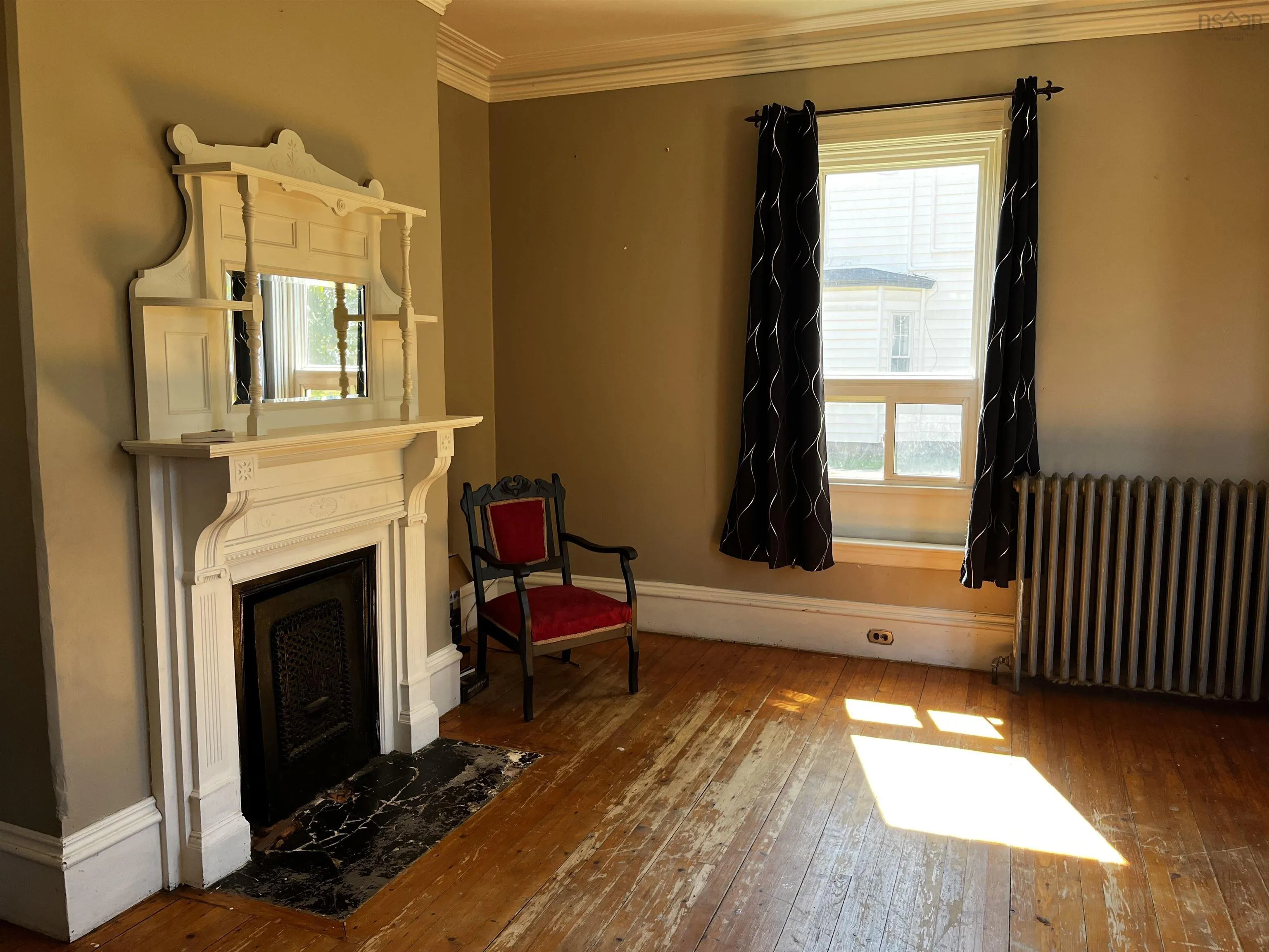 40 West Victoria Street, Amherst, NS B4H 1C1, 4 Bedrooms Bedrooms, ,2 BathroomsBathrooms,Residential,For Sale,West Victoria,202522535