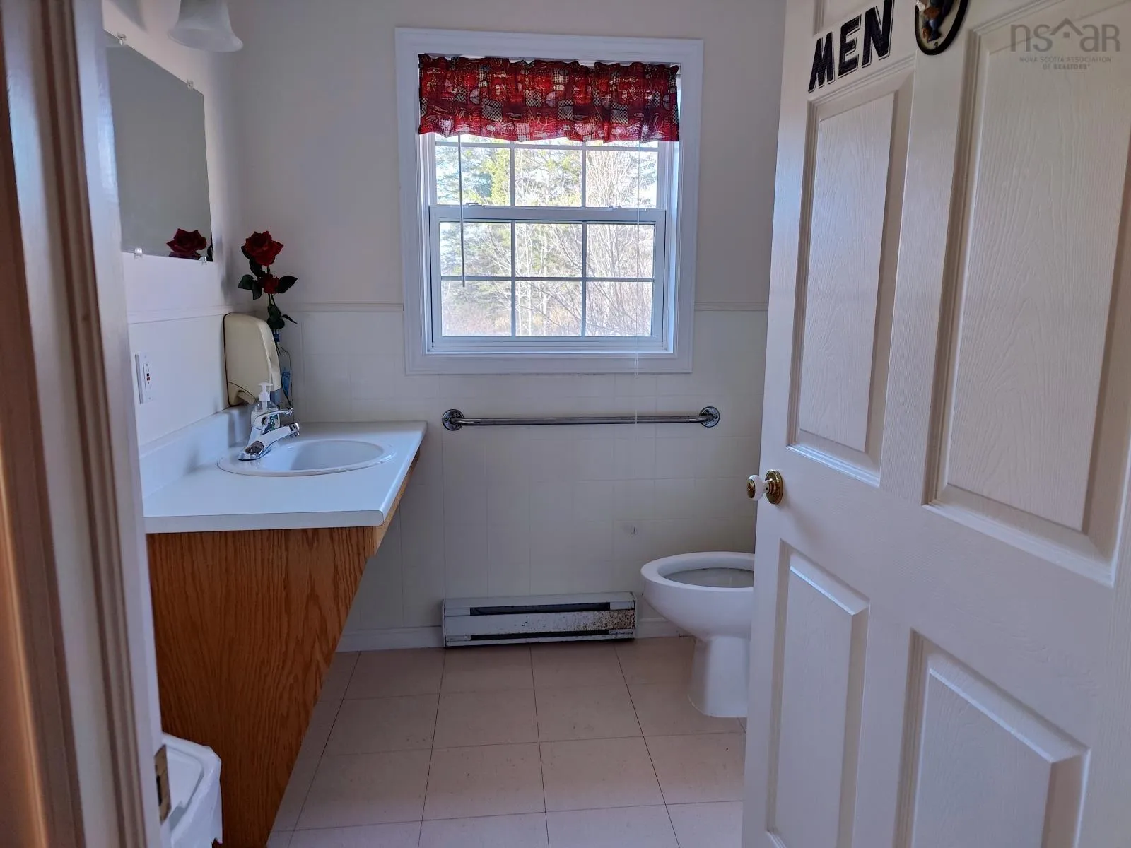 74 Jack Daniels Lane, Juniper Mountain Ns B1k 0c2, ,4 BathroomsBathrooms,Residential,For Sale,Jack Daniels Lane,202509792