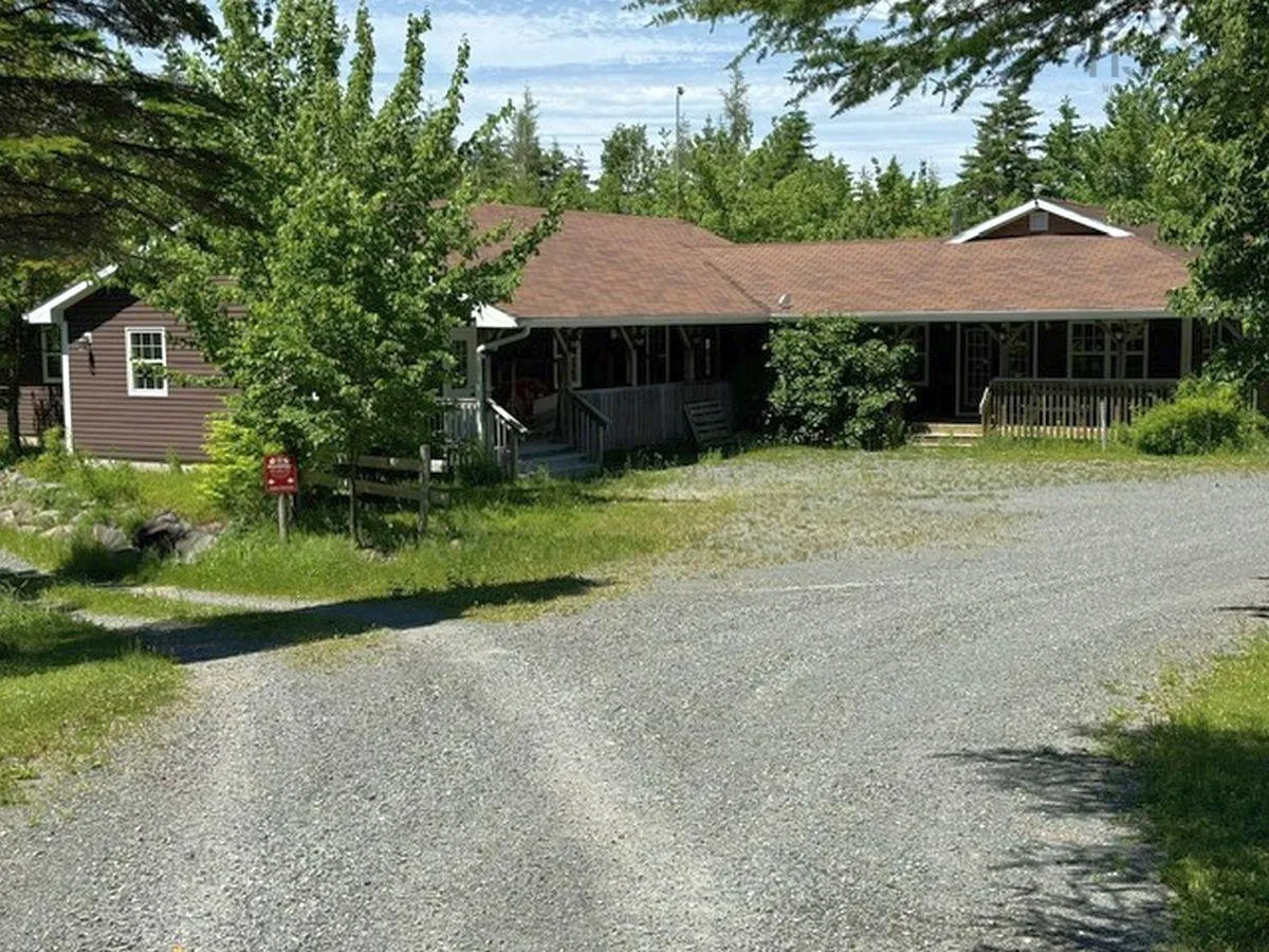 74 Jack Daniels Lane, Juniper Mountain Ns B1k 0c2, ,4 BathroomsBathrooms,Residential,For Sale,Jack Daniels Lane,202509792