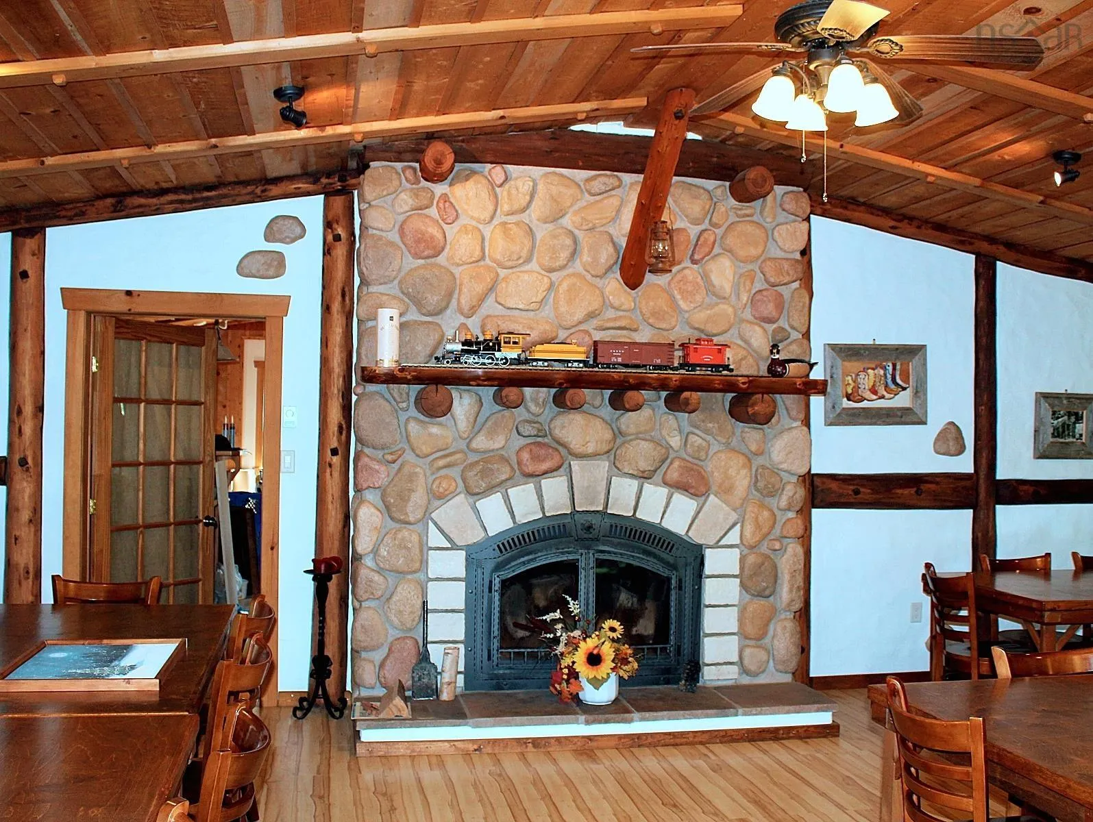 74 Jack Daniels Lane, Juniper Mountain Ns B1k 0c2, ,4 BathroomsBathrooms,Residential,For Sale,Jack Daniels Lane,202509792