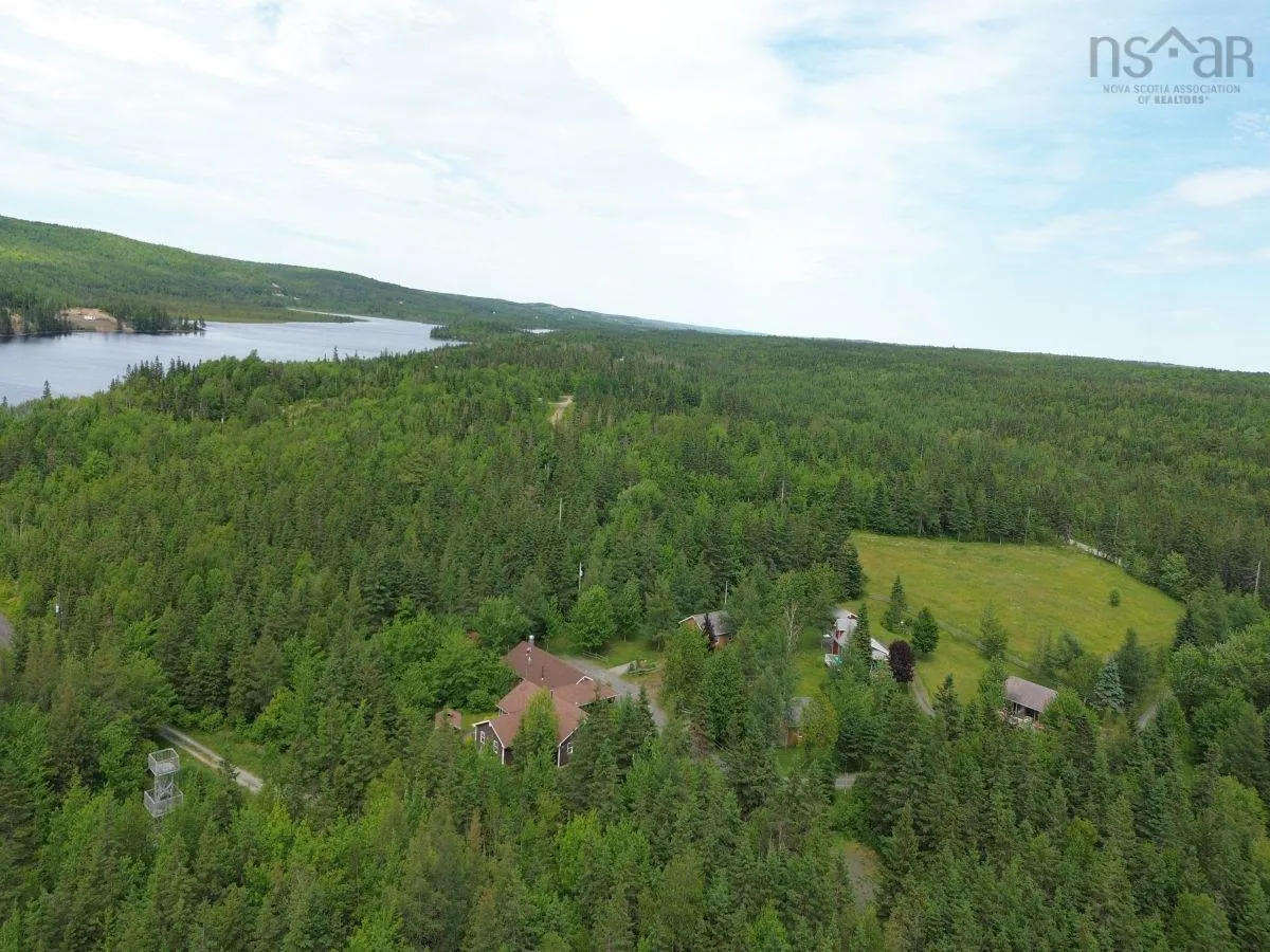 74 Jack Daniels Lane, Juniper Mountain Ns B1k 0c2, ,4 BathroomsBathrooms,Residential,For Sale,Jack Daniels Lane,202509792