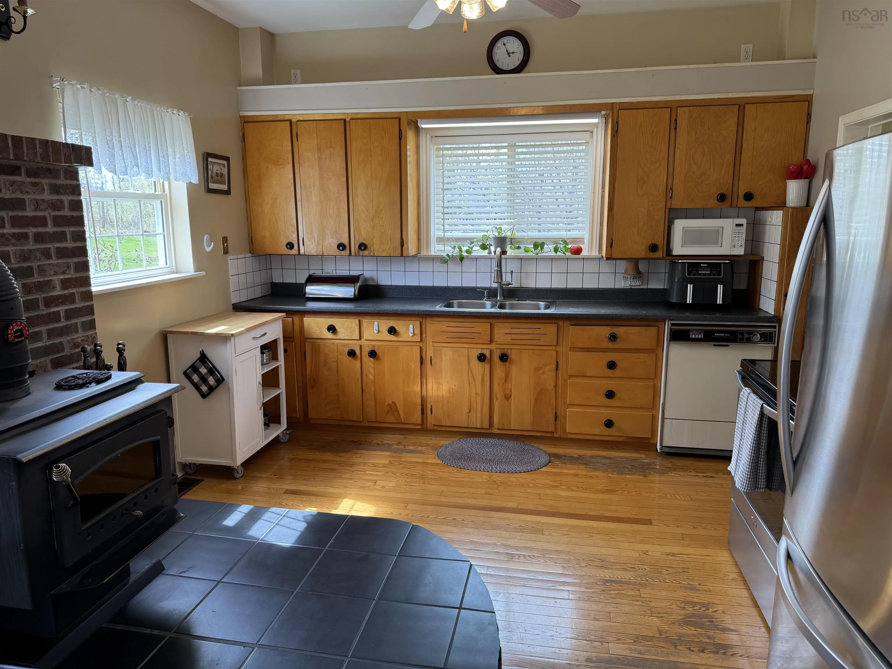 1793 Victoria Street, Westville Ns B0k 2a0, 2 Bedrooms Bedrooms, ,2 BathroomsBathrooms,Residential,For Sale,Victoria,202510376