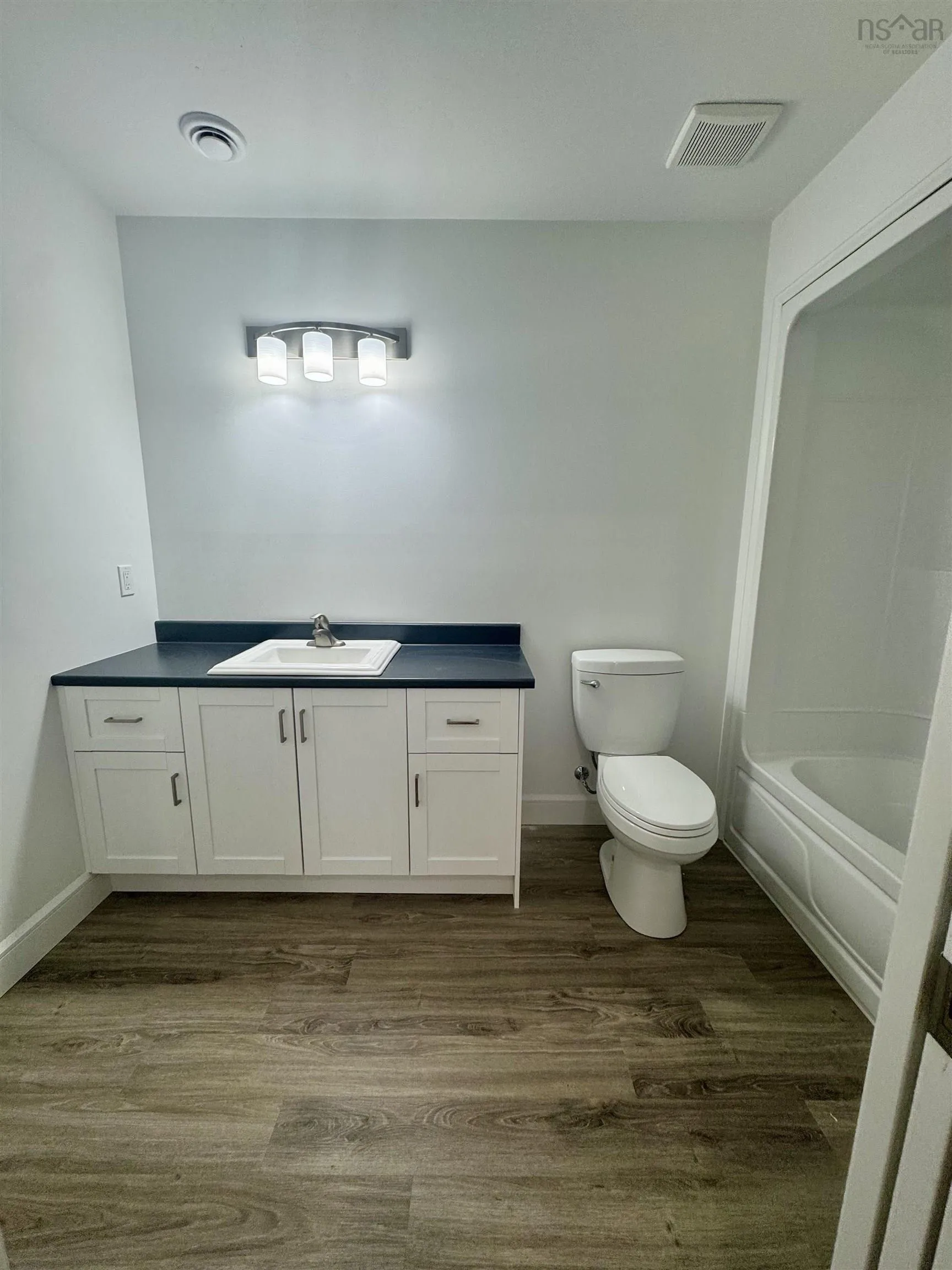 12 Abbey Road, Garlands Crossing, NS B0N 2T0, 2 Bedrooms Bedrooms, ,2 BathroomsBathrooms,Residential,For Sale,Abbey,202520108