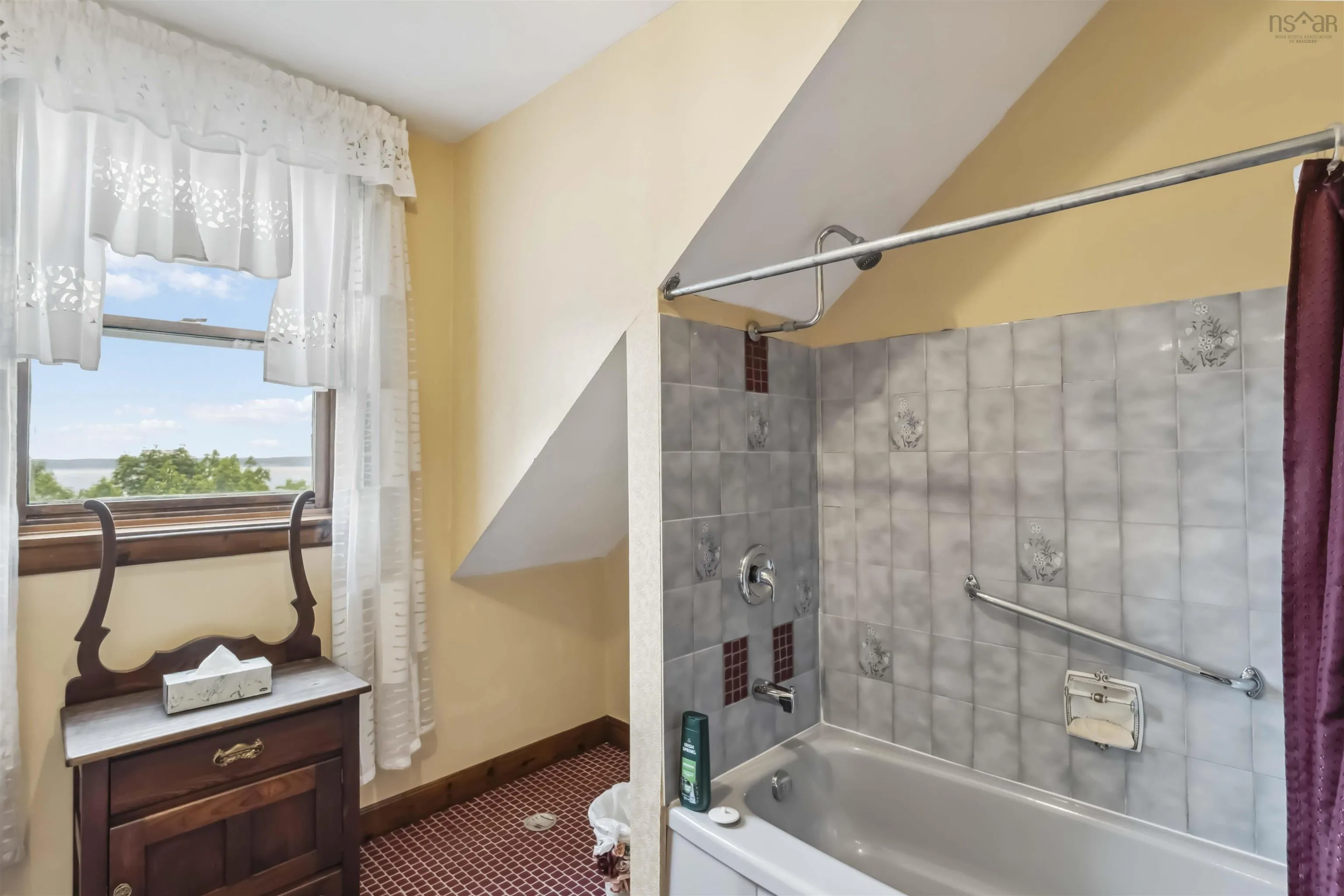 24 Annavista Heights, Bay View, NS B0V 1A0, 5 Bedrooms Bedrooms, ,5 BathroomsBathrooms,Residential,For Sale,Annavista,202515408