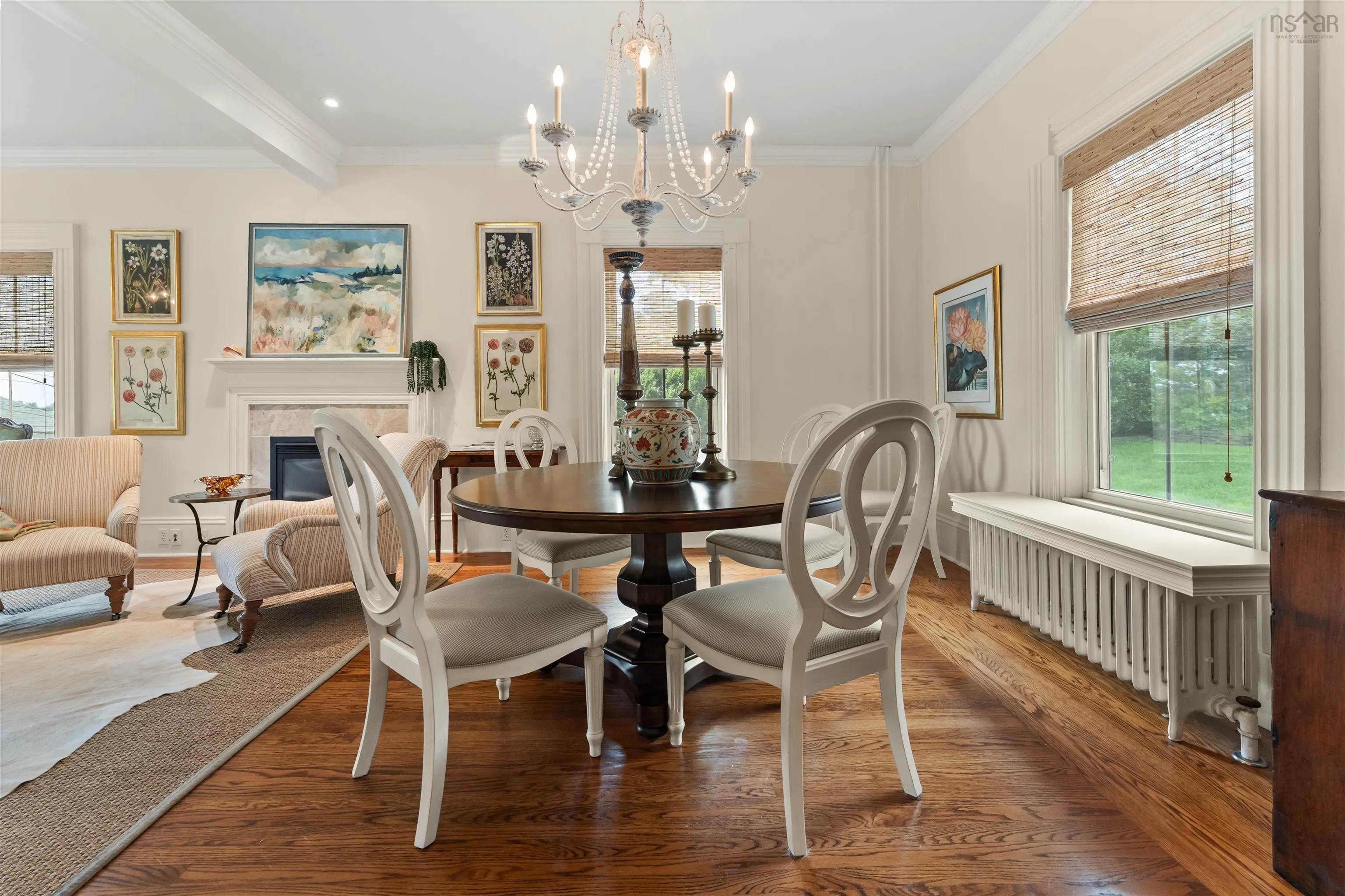 215 Pelham Street, Lunenburg, NS B0J 2C0, 3 Bedrooms Bedrooms, ,3 BathroomsBathrooms,Residential,For Sale,Pelham,202519255