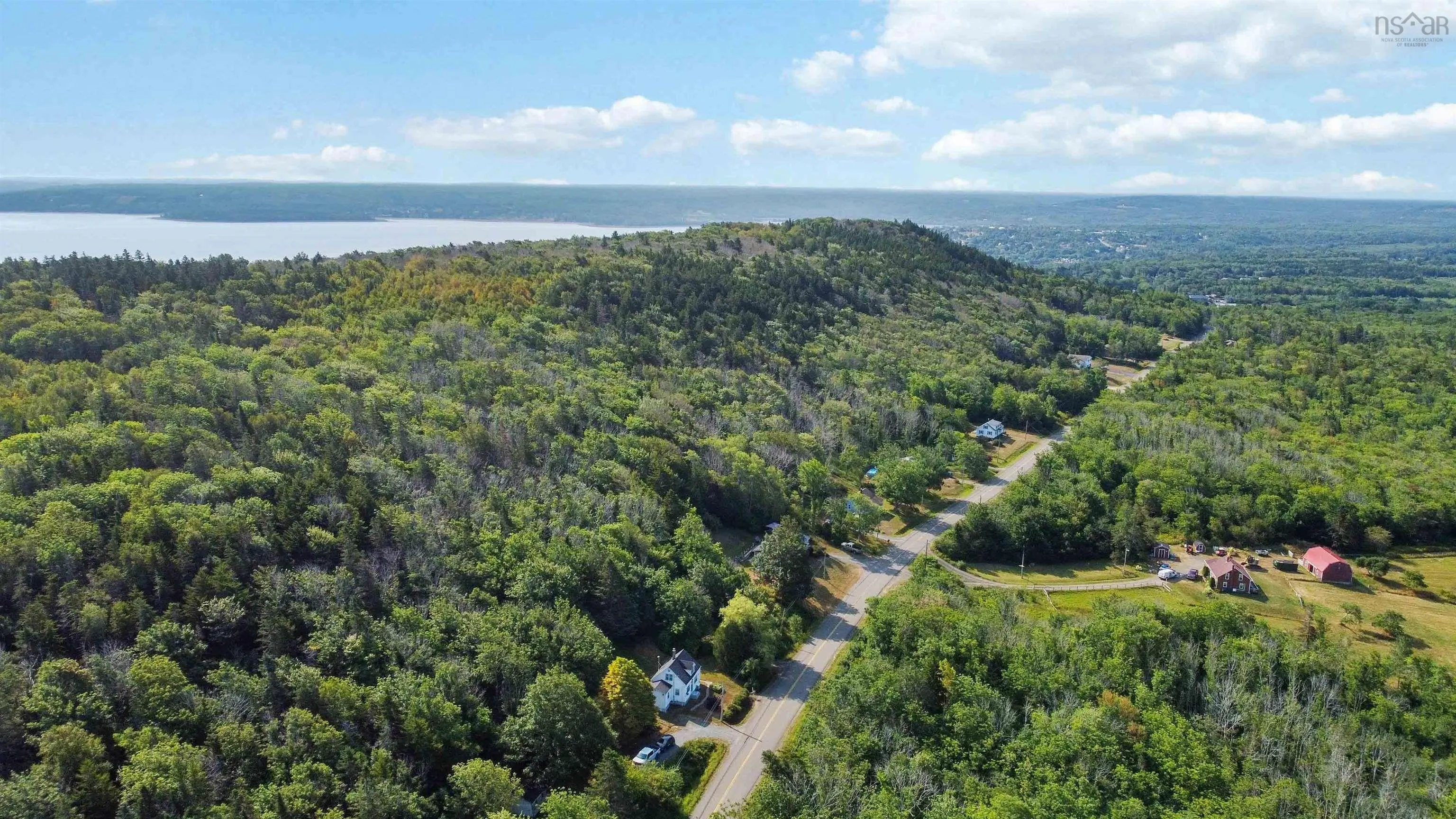 548 Lighthouse Road, Bay View, NS B0V 1A0, 3 Bedrooms Bedrooms, ,1 BathroomBathrooms,Residential,For Sale,Lighthouse,202520420