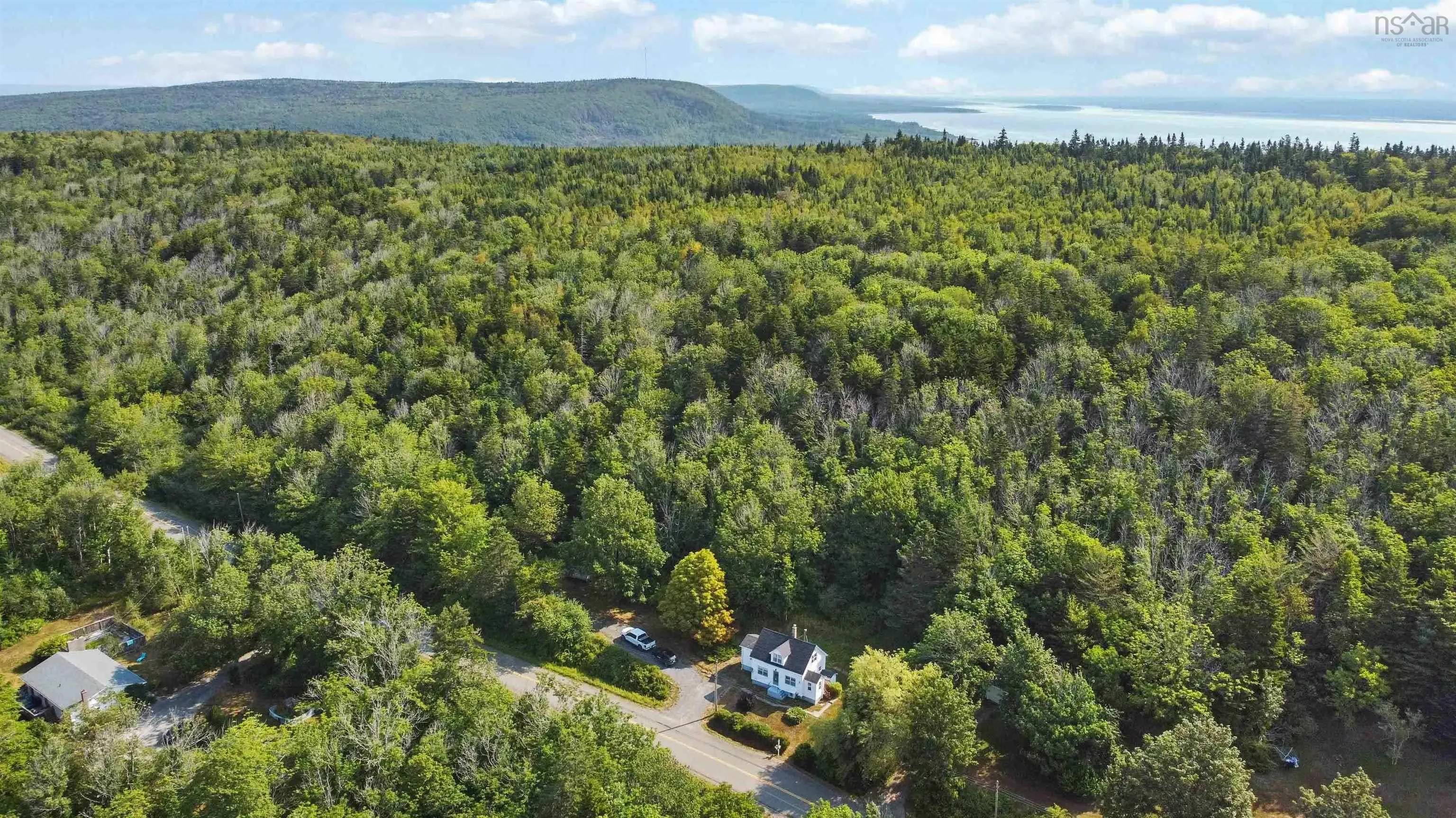 548 Lighthouse Road, Bay View, NS B0V 1A0, 3 Bedrooms Bedrooms, ,1 BathroomBathrooms,Residential,For Sale,Lighthouse,202520420
