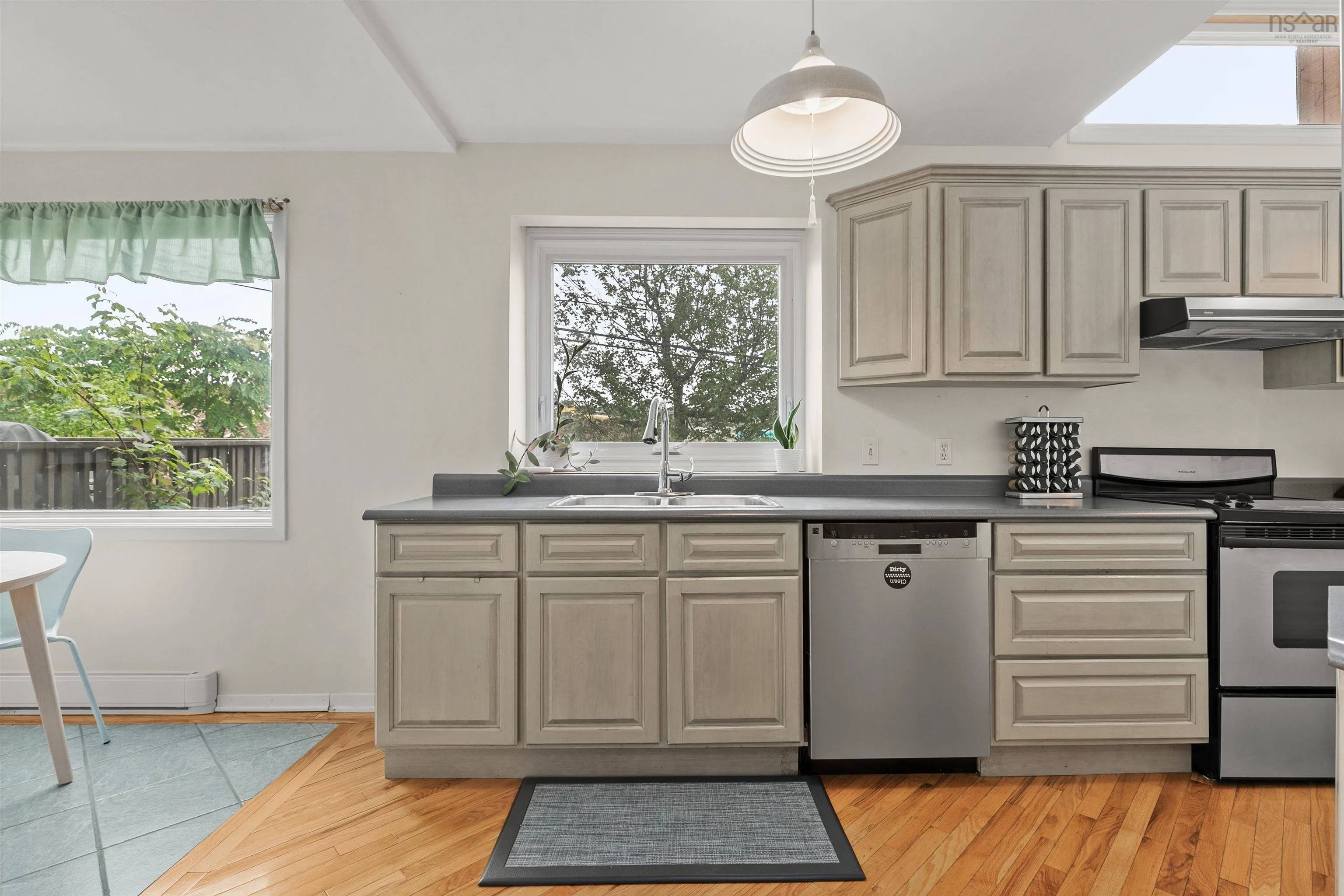 79 Bayview Road, Halifax, NS B3M 1N8, 4 Bedrooms Bedrooms, ,3 BathroomsBathrooms,Residential,For Sale,Bayview,202523379