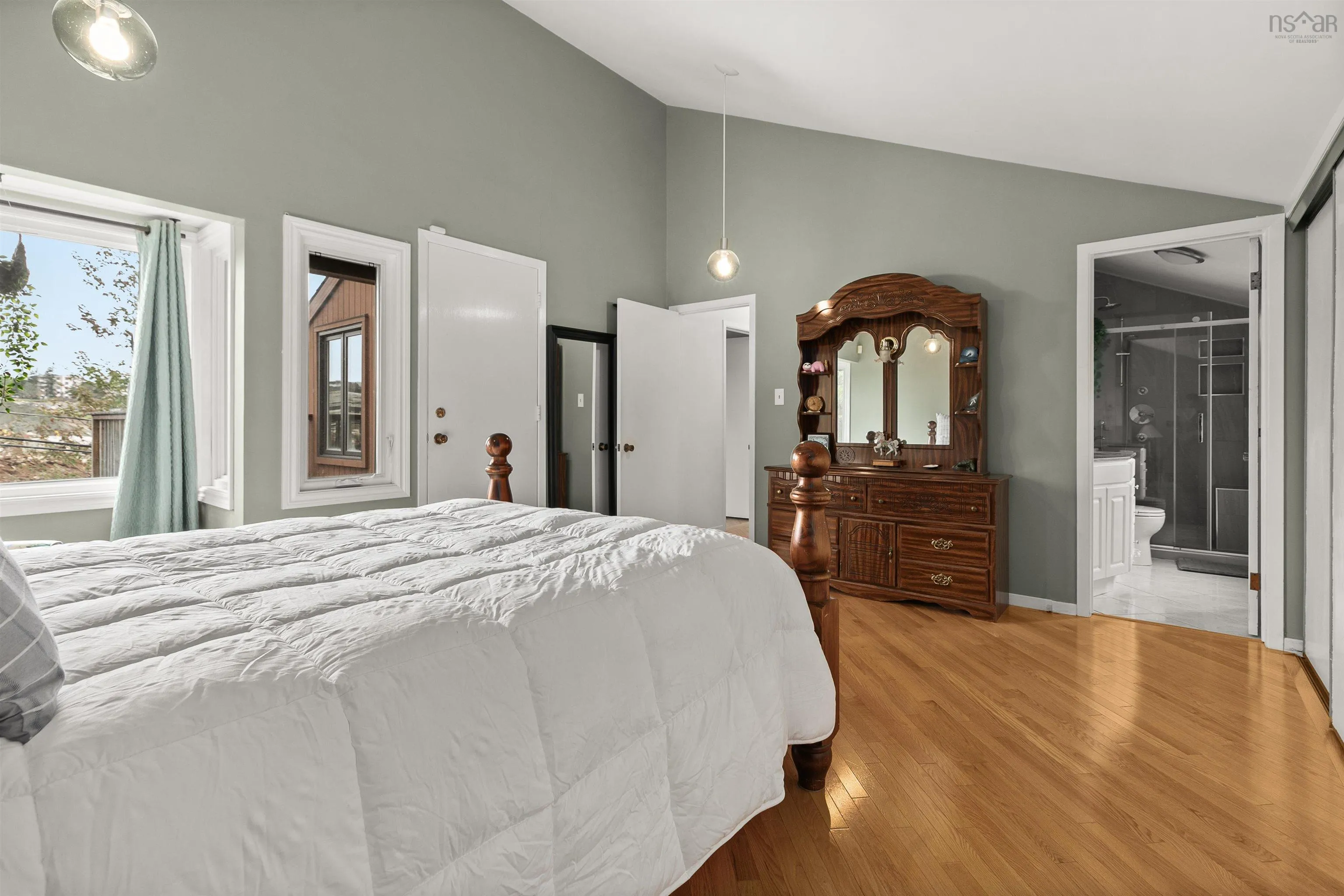 79 Bayview Road, Halifax, NS B3M 1N8, 4 Bedrooms Bedrooms, ,3 BathroomsBathrooms,Residential,For Sale,Bayview,202523379